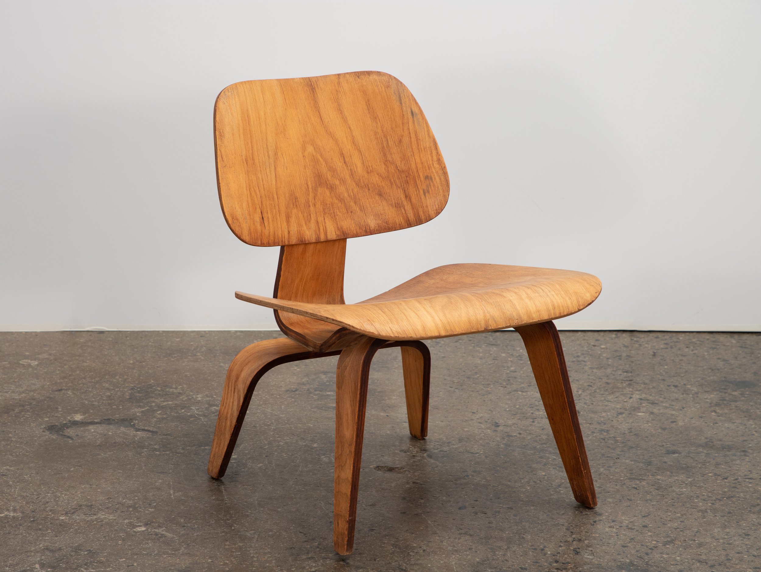 OAM_LCW_Eames_Herman_Miller_Ash-1.jpg