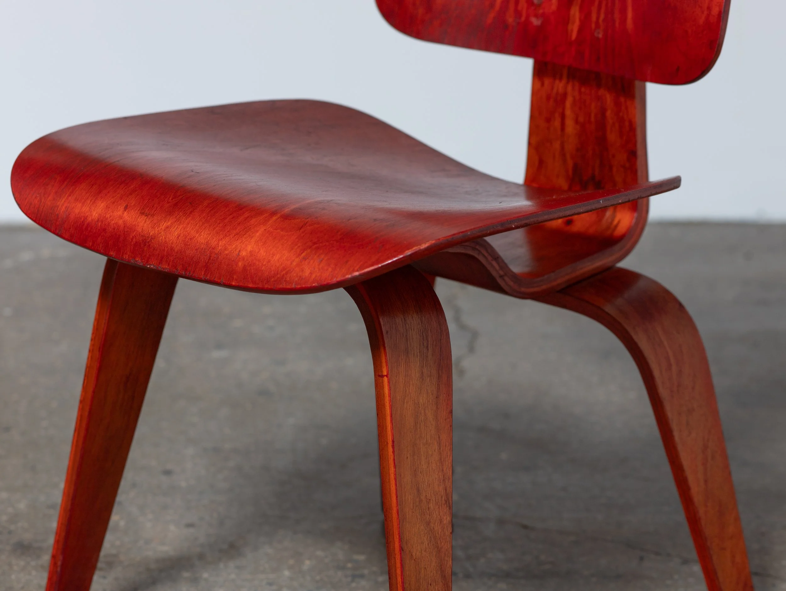 OAM_Eames_Aniline_DCW_Herman_Miller -9.jpg