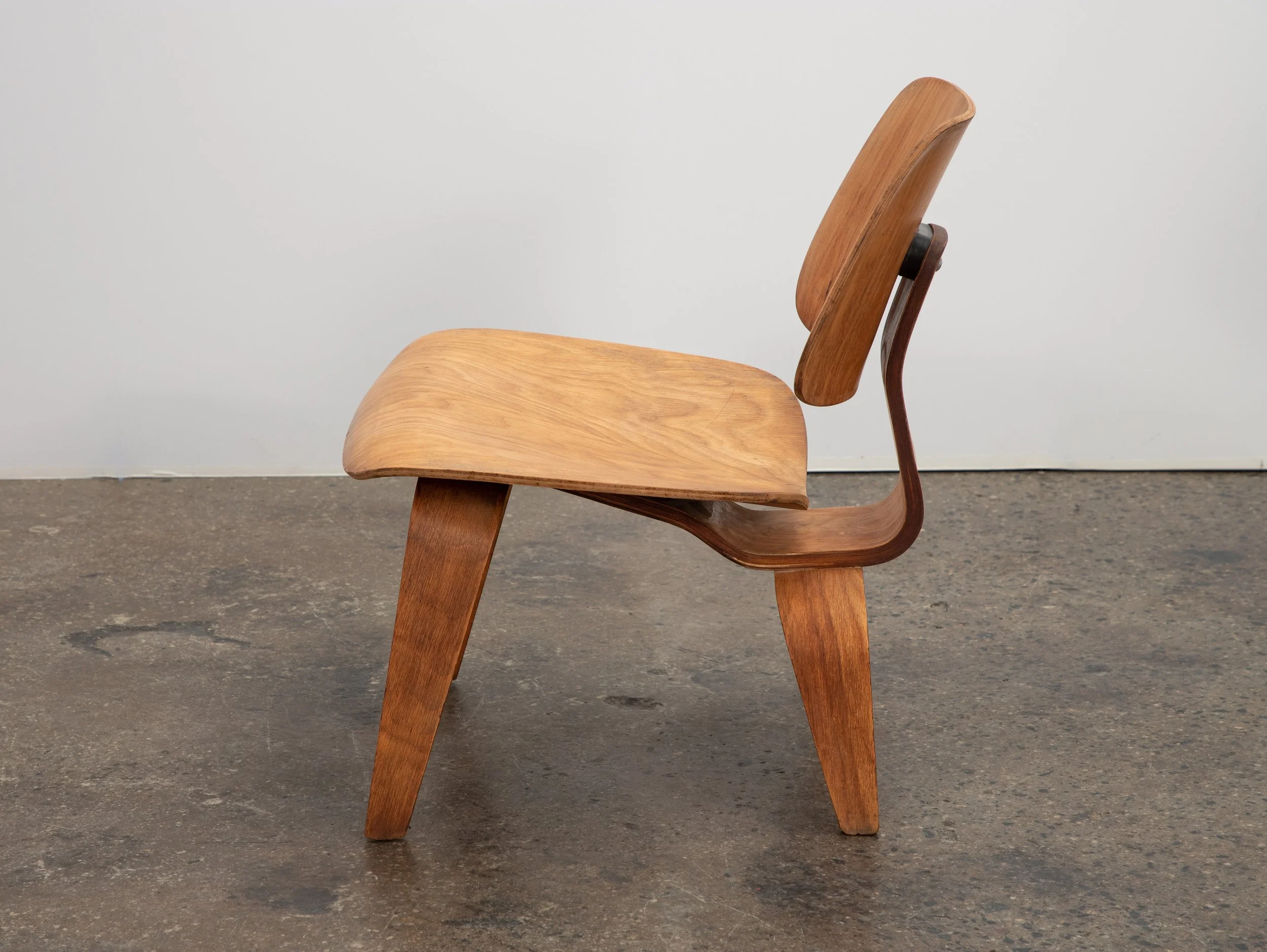 OAM_LCW_Eames_Herman_Miller_Ash-3.jpg