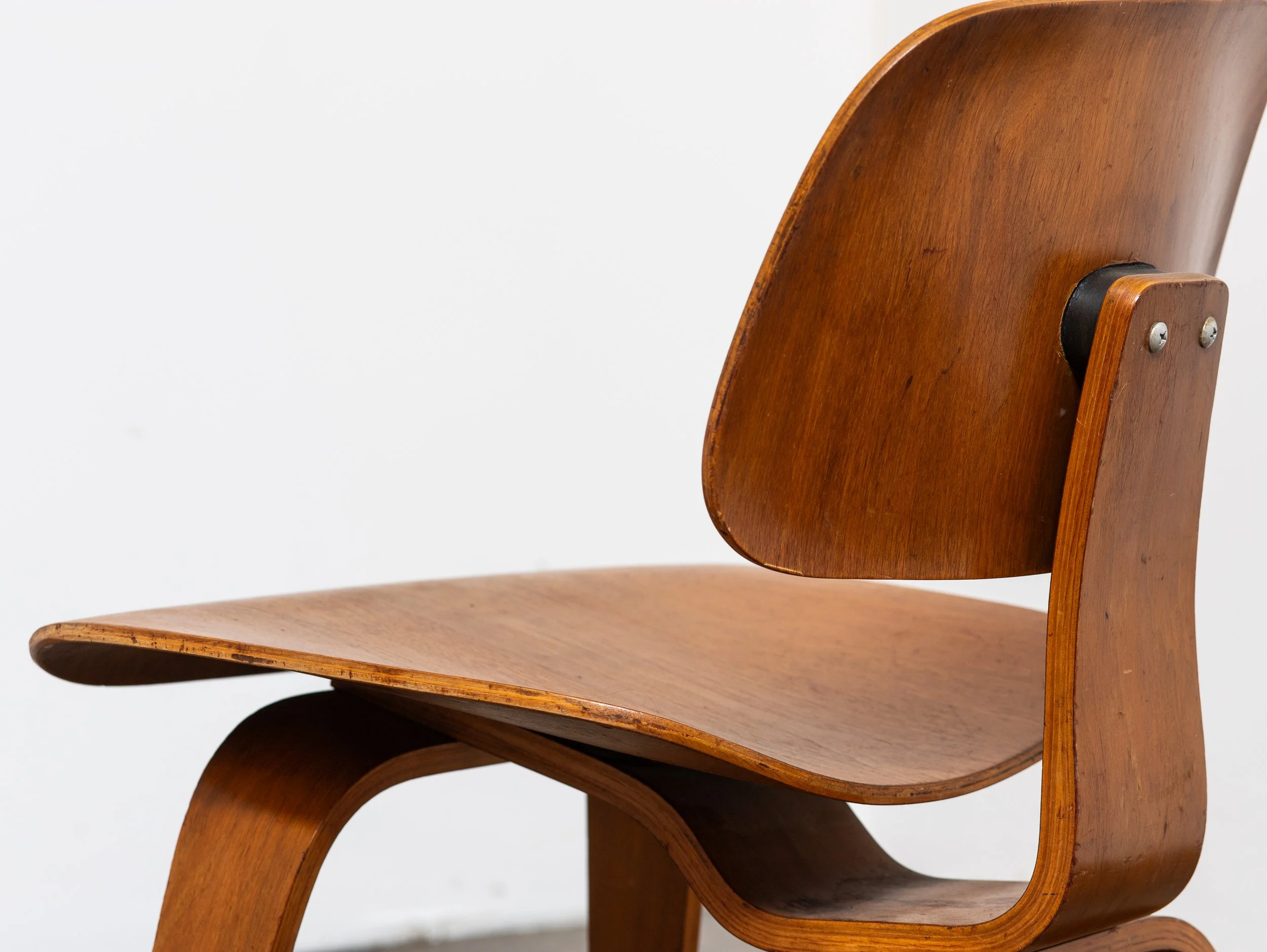 OAM_Eames_DCW_Walnut-7.jpg