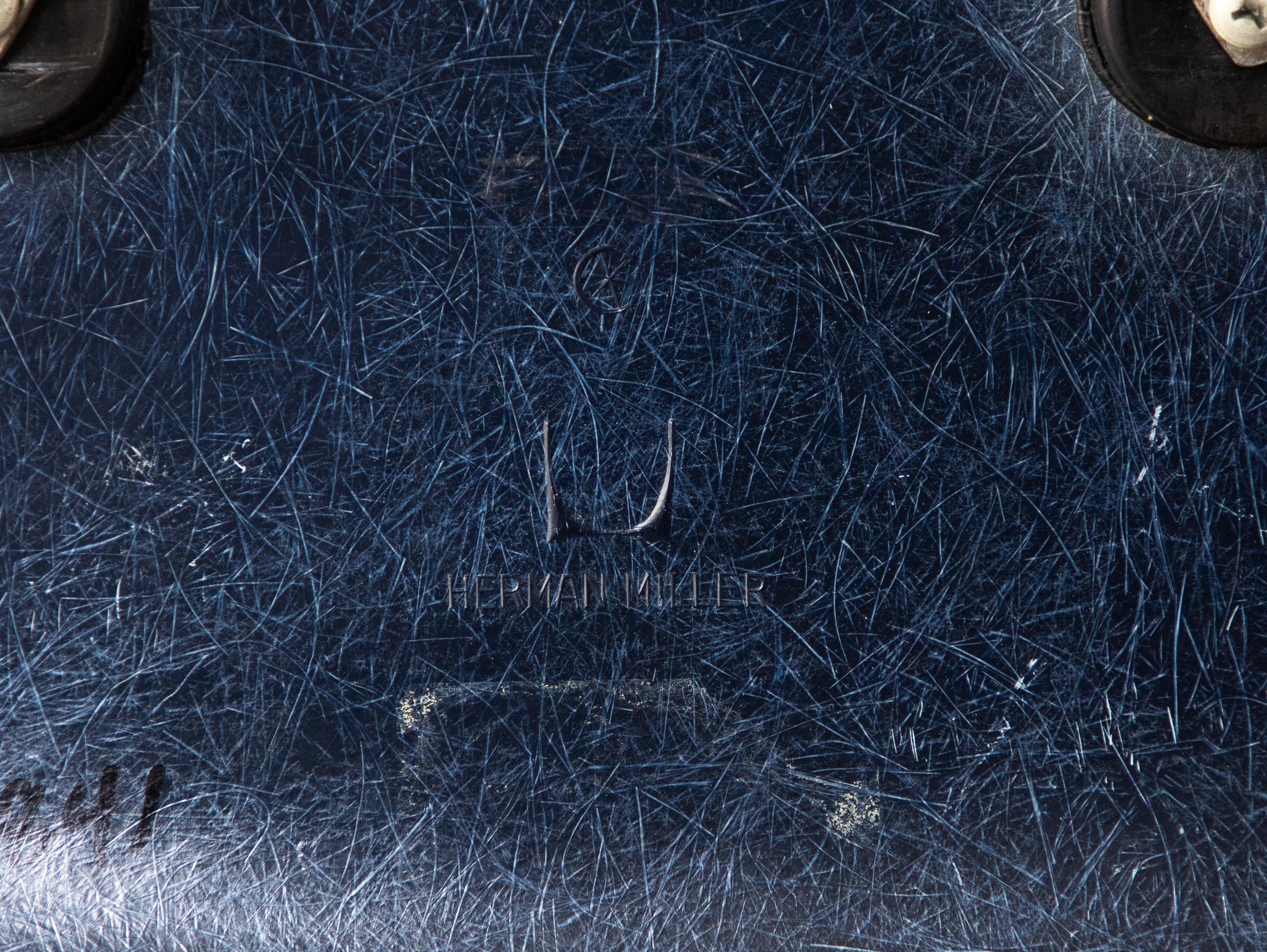 OAM_NYC_Eames_Navy_Shell_Eiffel_Base-11.jpg