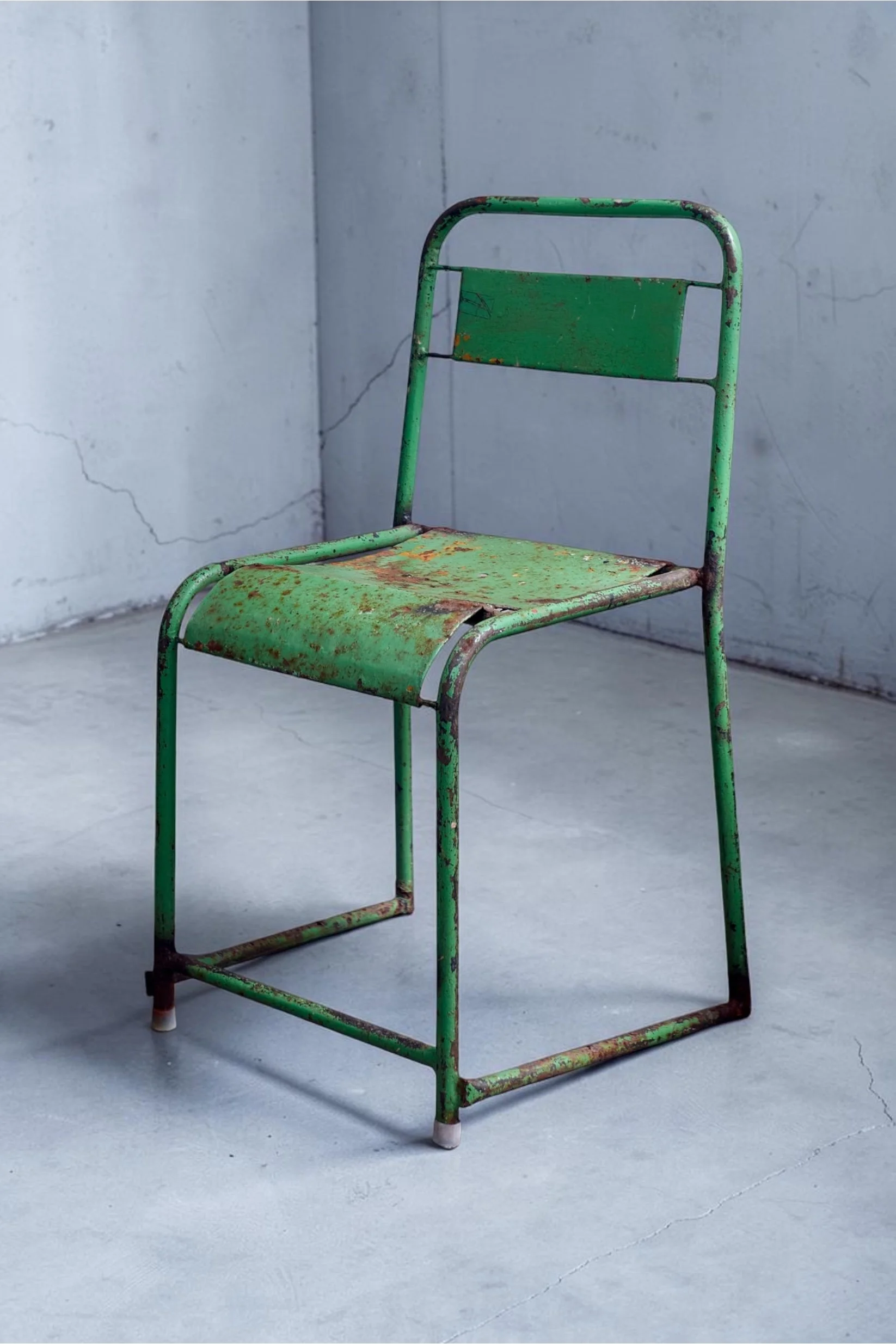 Old Indian Metal Green Chair 3.JPG