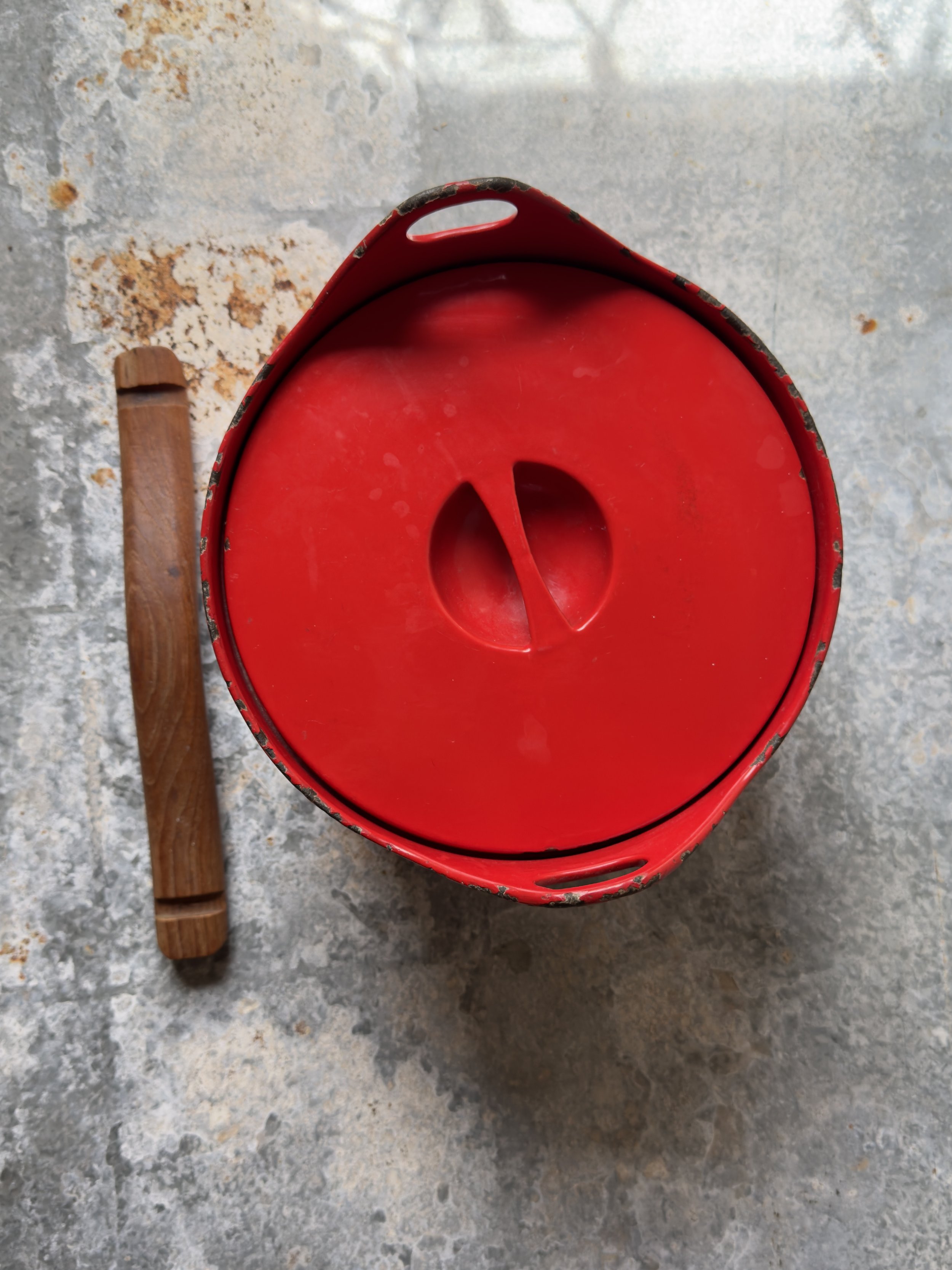 Red Danish Pot 4.jpg