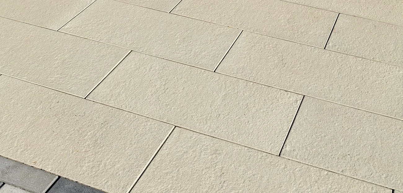 Soreno_Patio_Toscana-Beige_2-1300x624.jpg