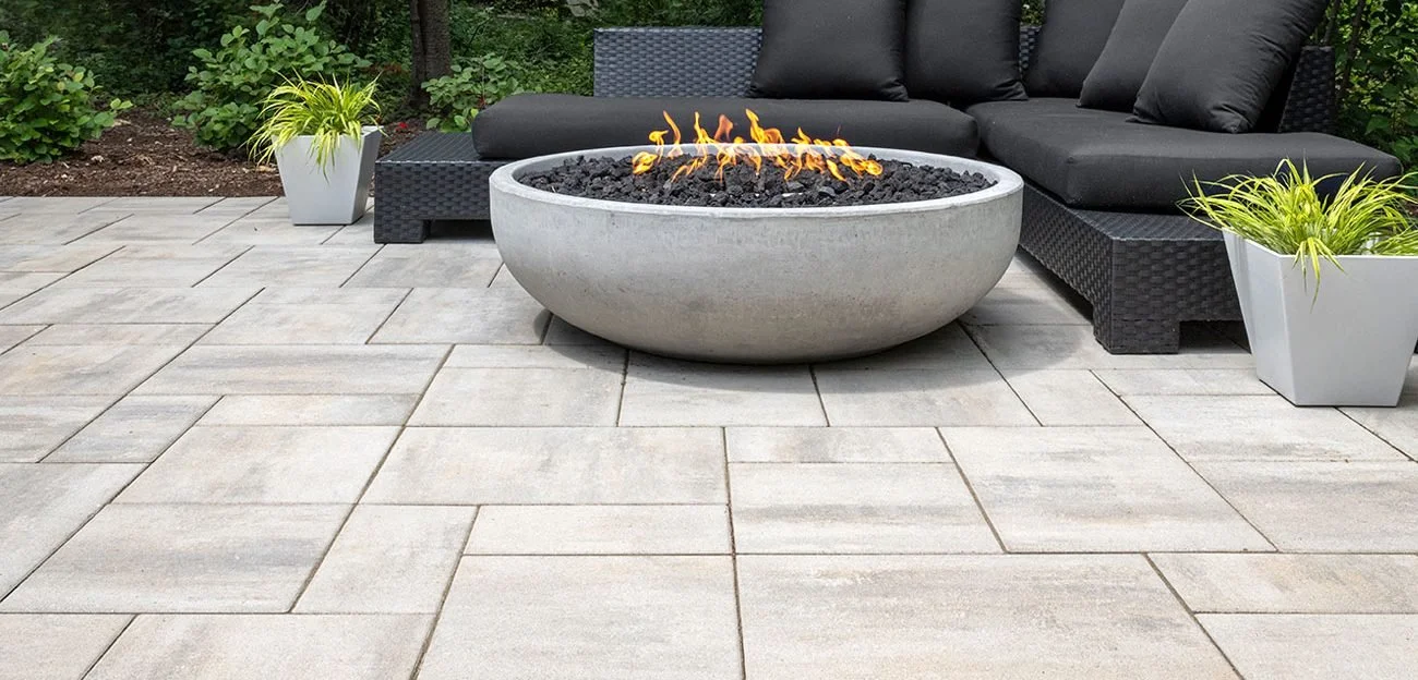 Beacon-Hill-Smooth_Patio_Fossil_2-1300x624.jpg