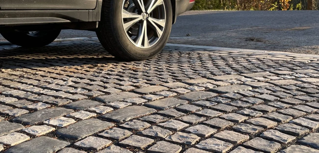 NORDIC-COBBLE-Driveway-HERO-1300x624.jpg