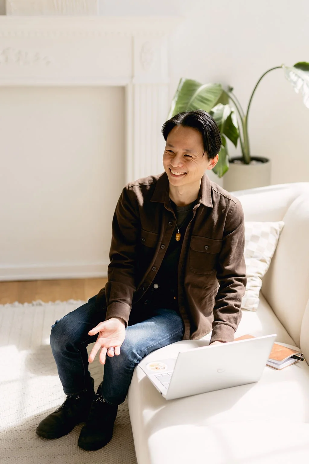 Learned Helplessness in Immigrant Families: Why You Feel Stuck Even When Life Has Changed