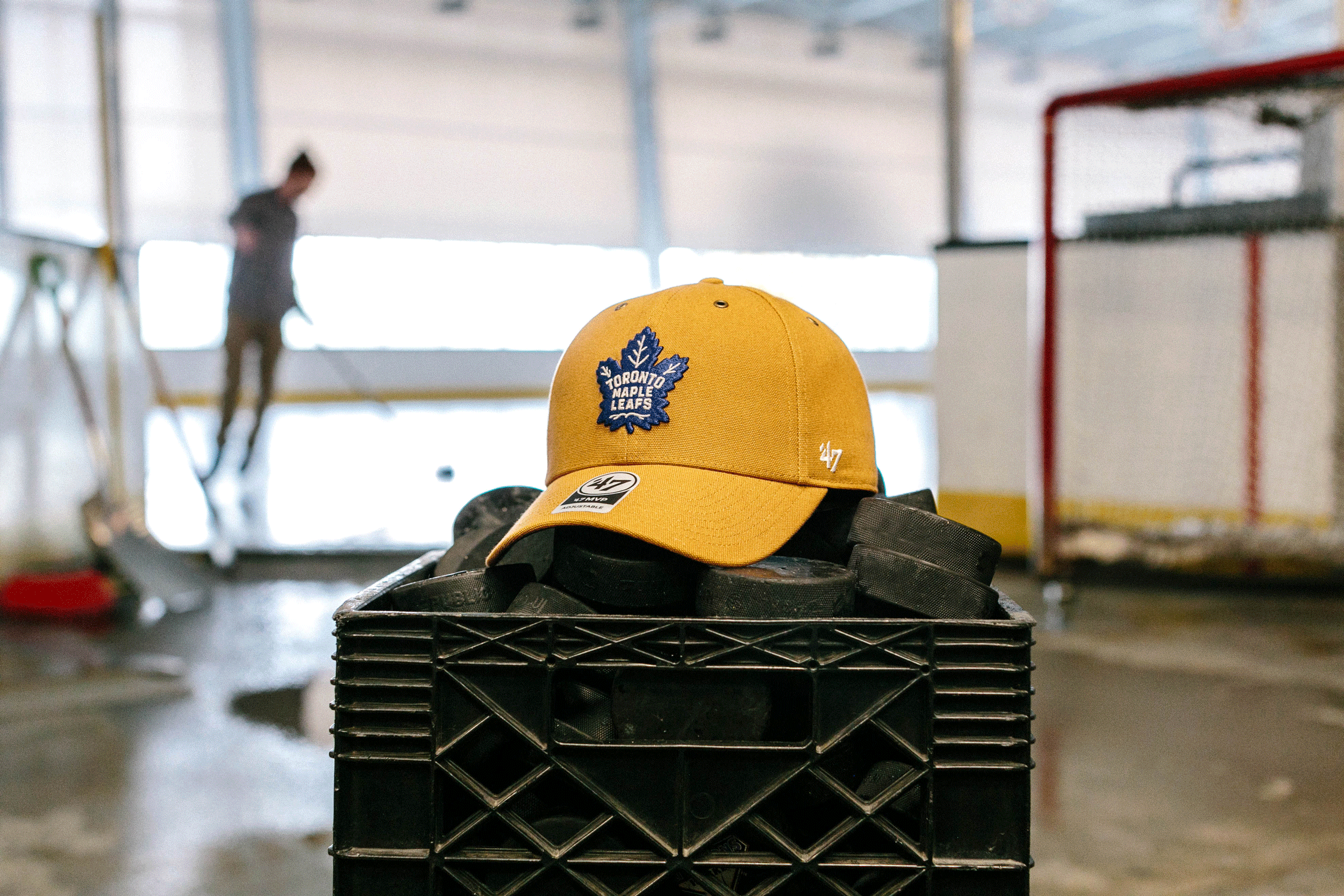 P&WAW18_CARHARTX47_NHL_0182 (1).gif