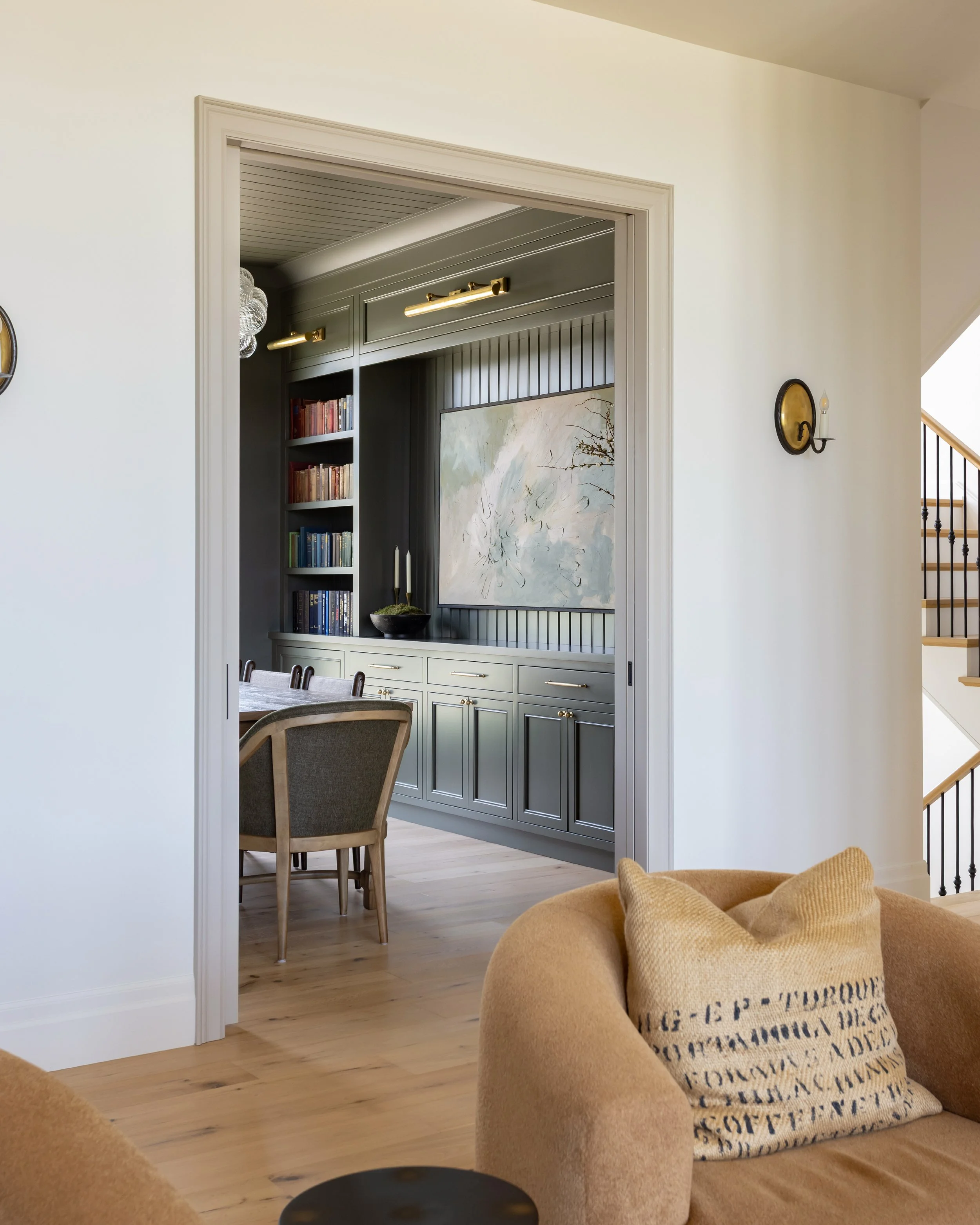 LPWood-Iona-Dining-01.jpg