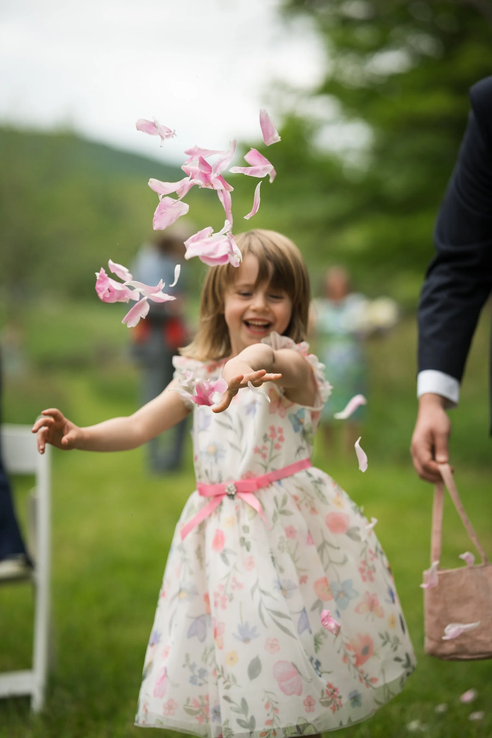 Madeleine & Gavin by H&S - WEB (217).jpg