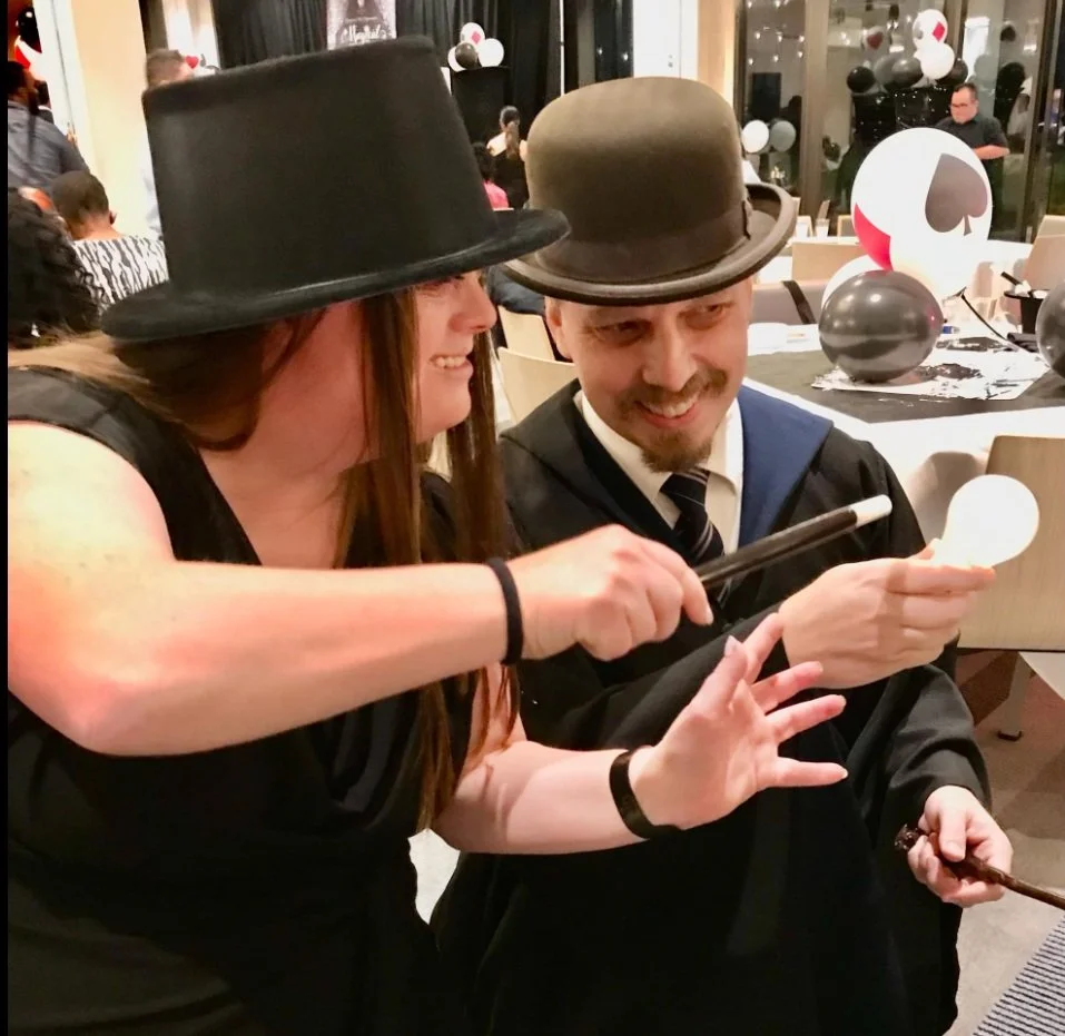 Lumos! The Harry Potter Magician!