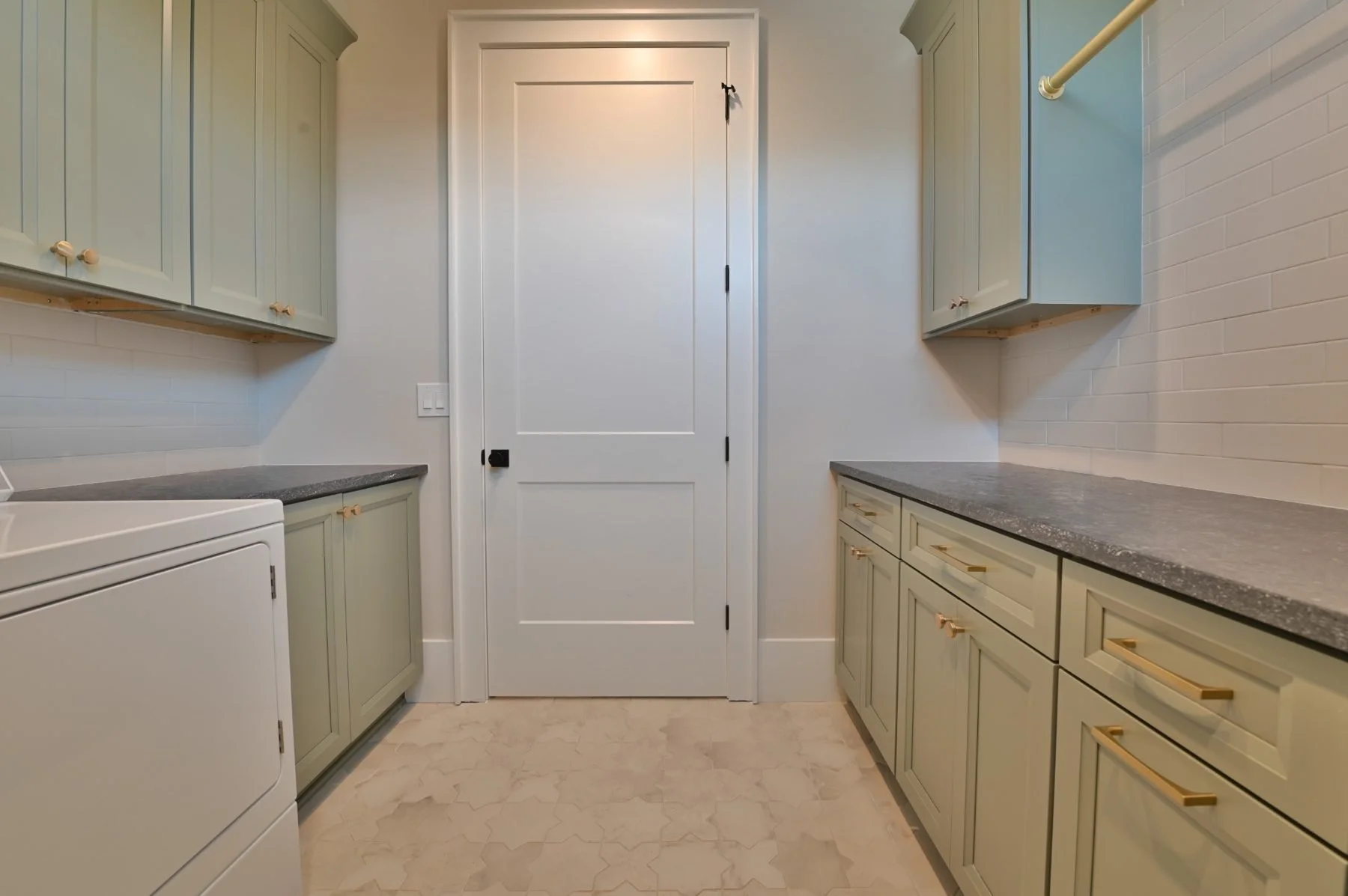 greensboro-georgia-laundry-room-design.jpg