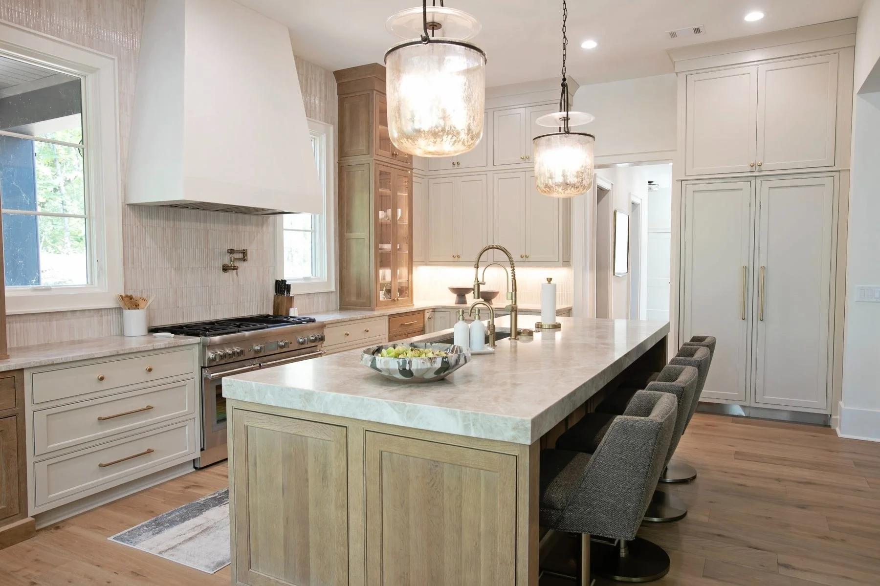 wood-duck-court-kitchen-glass-cabinet-detail.jpg