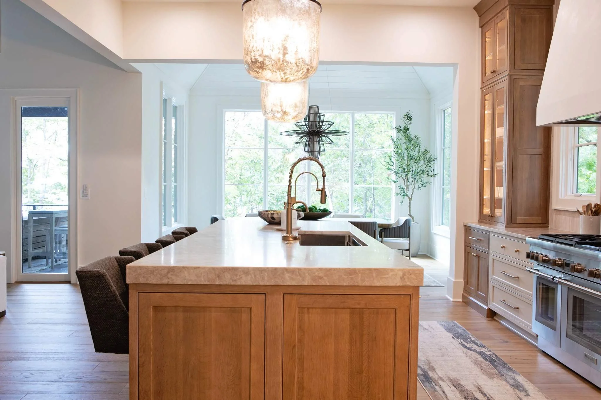open-concept-luxury-kitchen-design.jpg