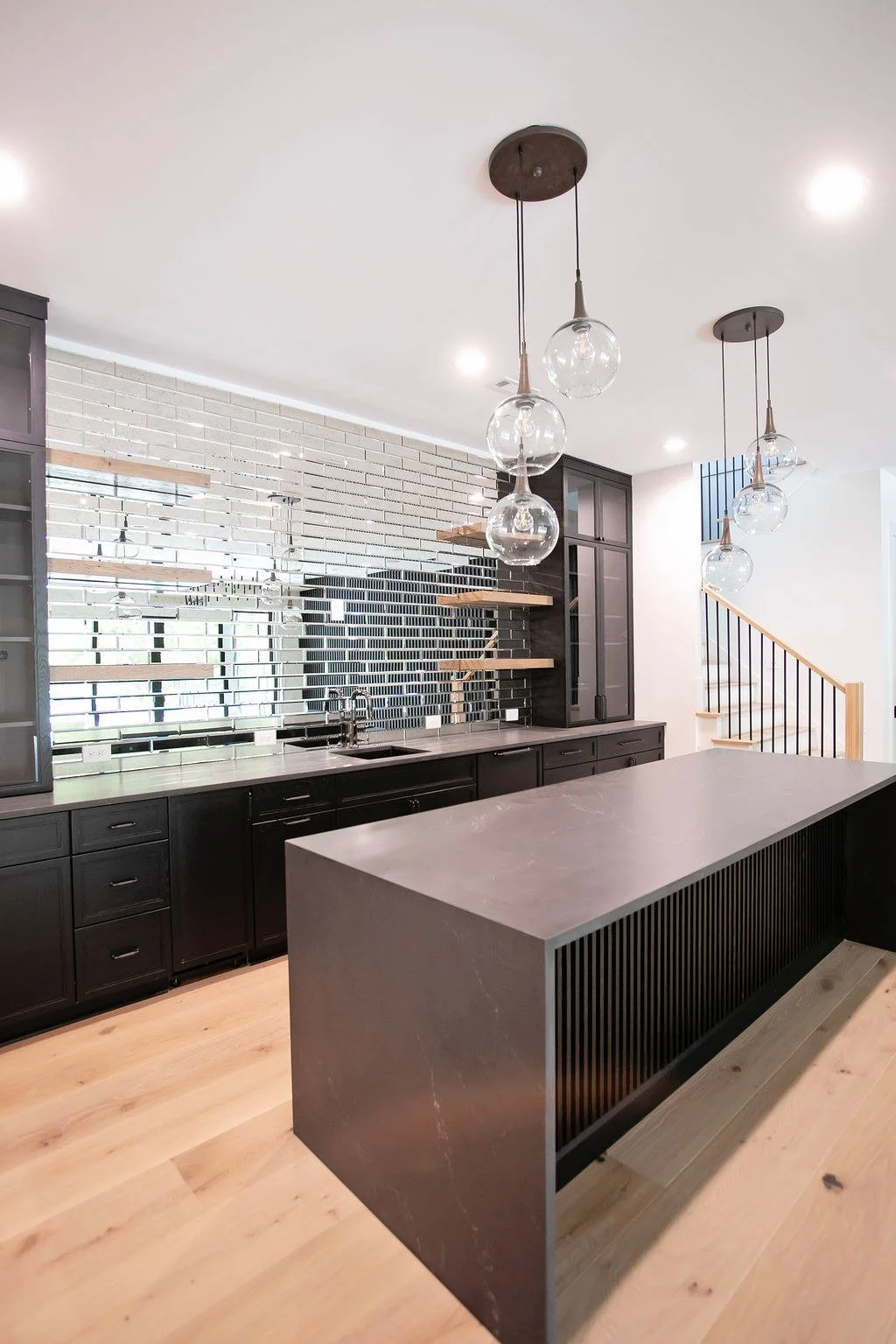 lake-oconee-terrace-level-bar-custom-cabinets.jpg