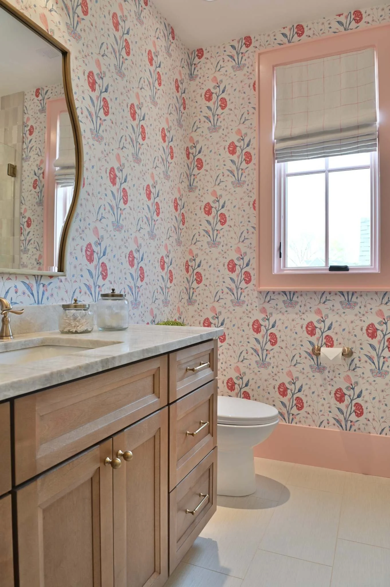 greensboro-georgia-girls-bathroom-wallpaper-design.jpg