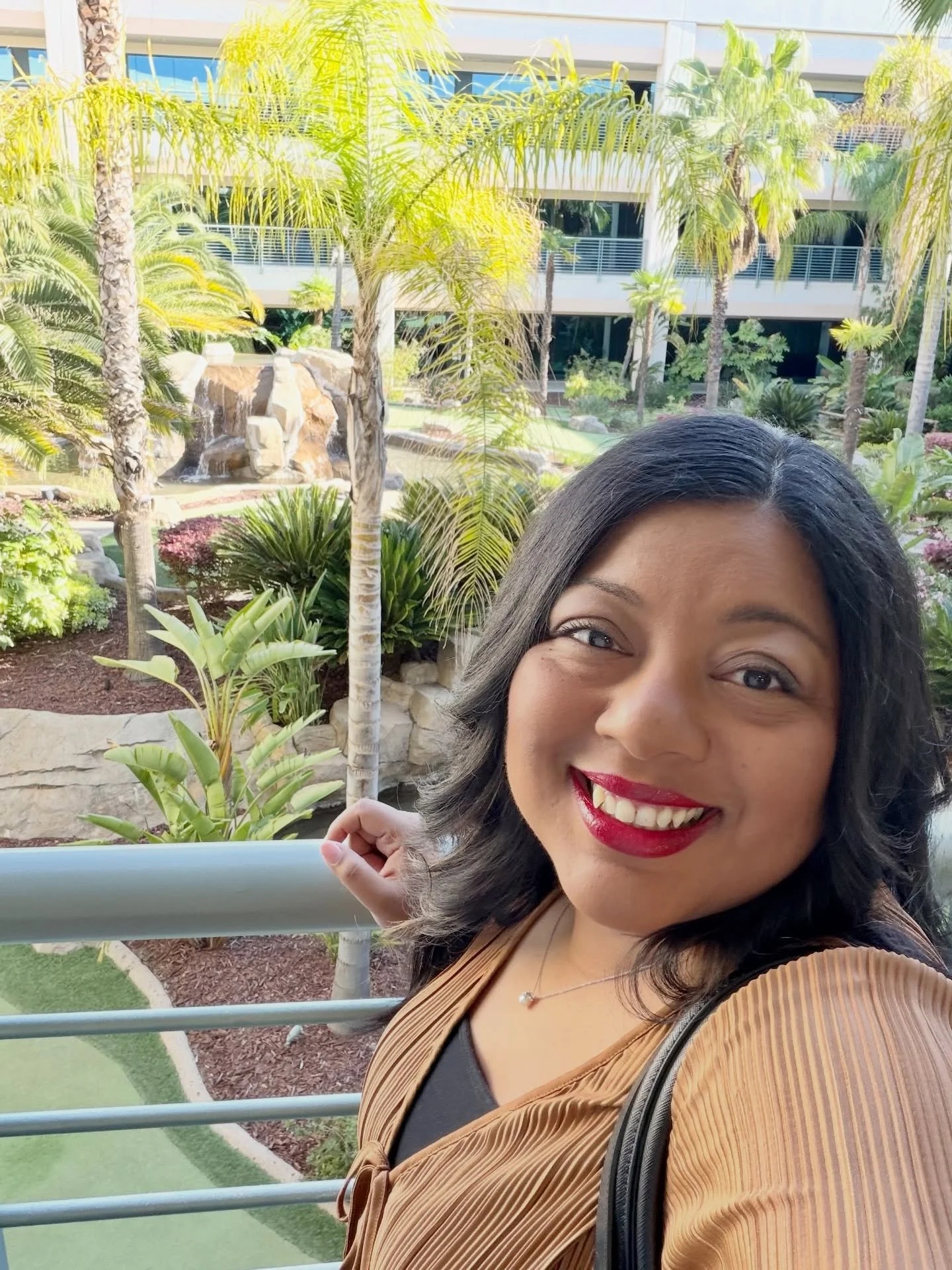 I love working in this office! Makes me feel like I&rsquo;m on vacation!!