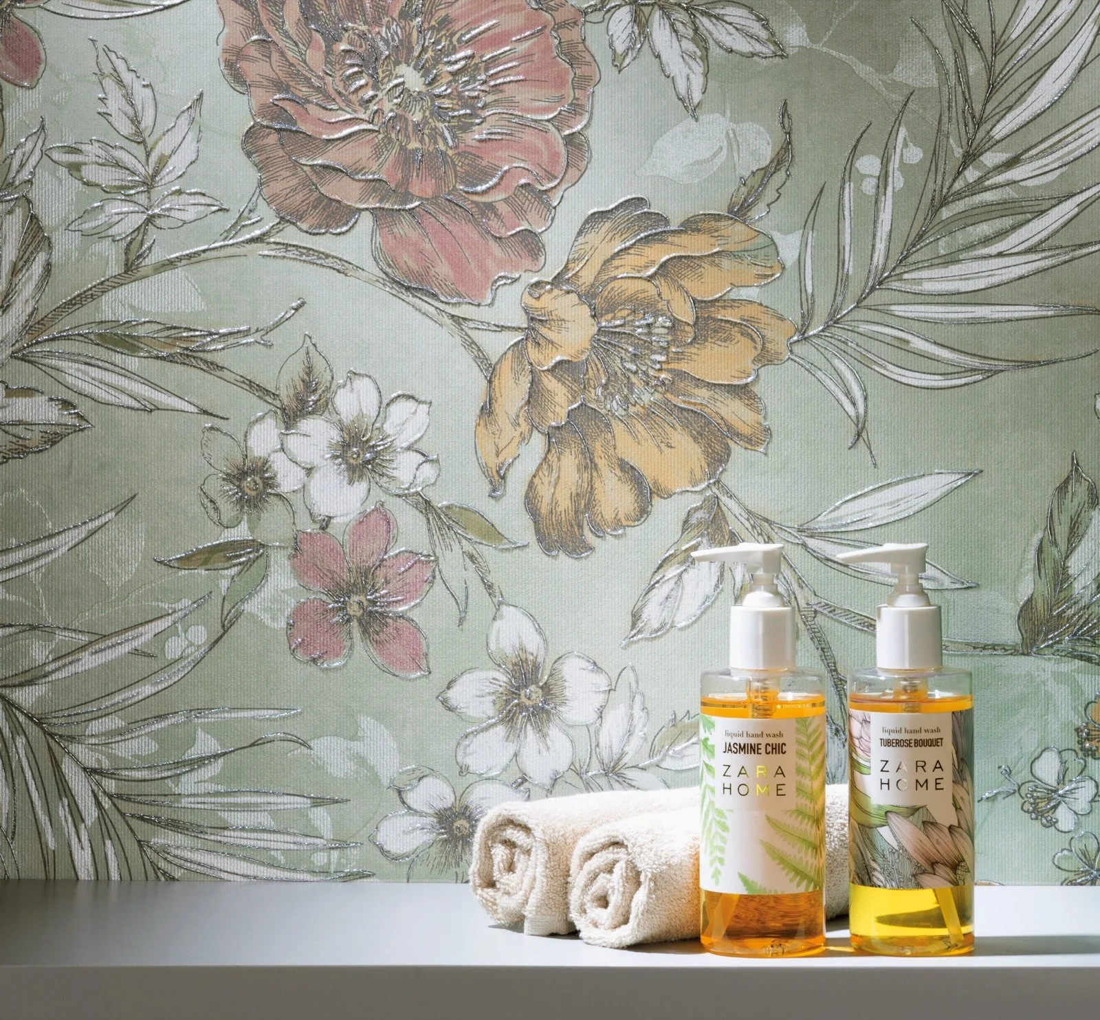 SHOWALL FLORA AQUA WALL 34-2.jpg
