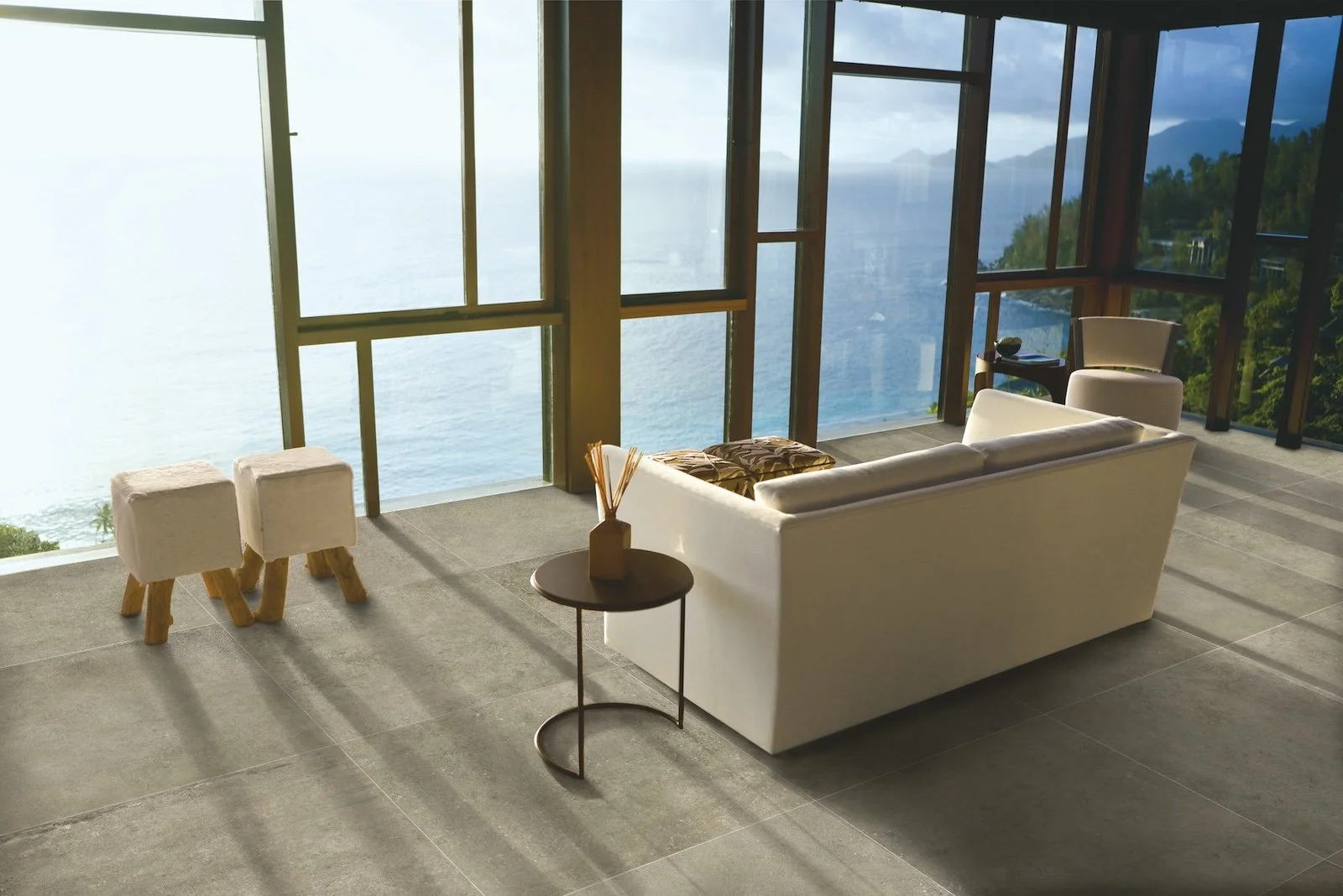 AMB_ALOFT_BEIGE_100X100_LAKEVIEW.jpg