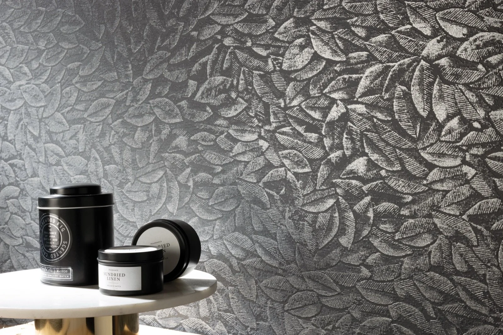 SHOWALL FOLIAGE SILVER WALL 24.-2.jpg