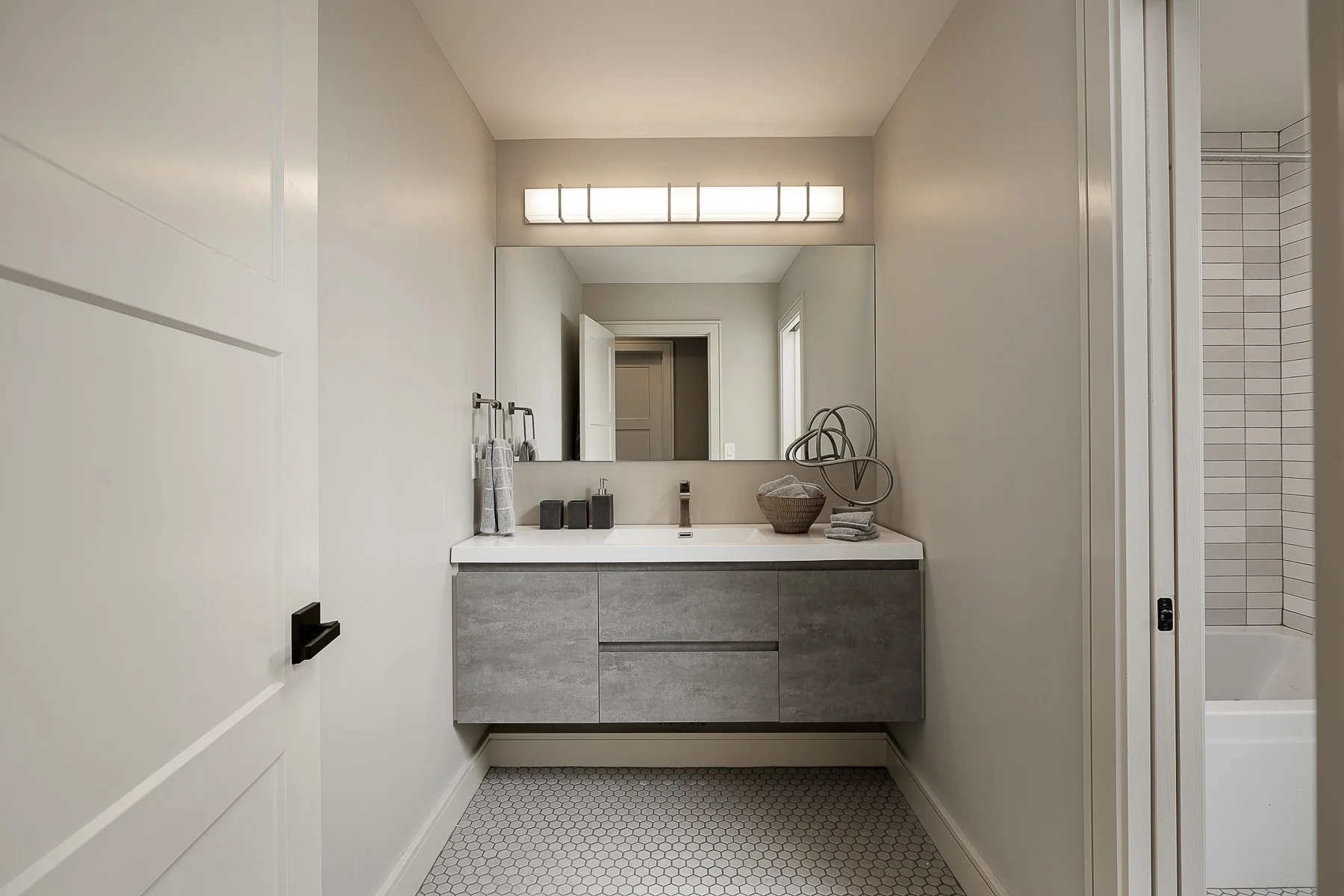 0294492 Paoli Pike Tranquil Interiors.jpg