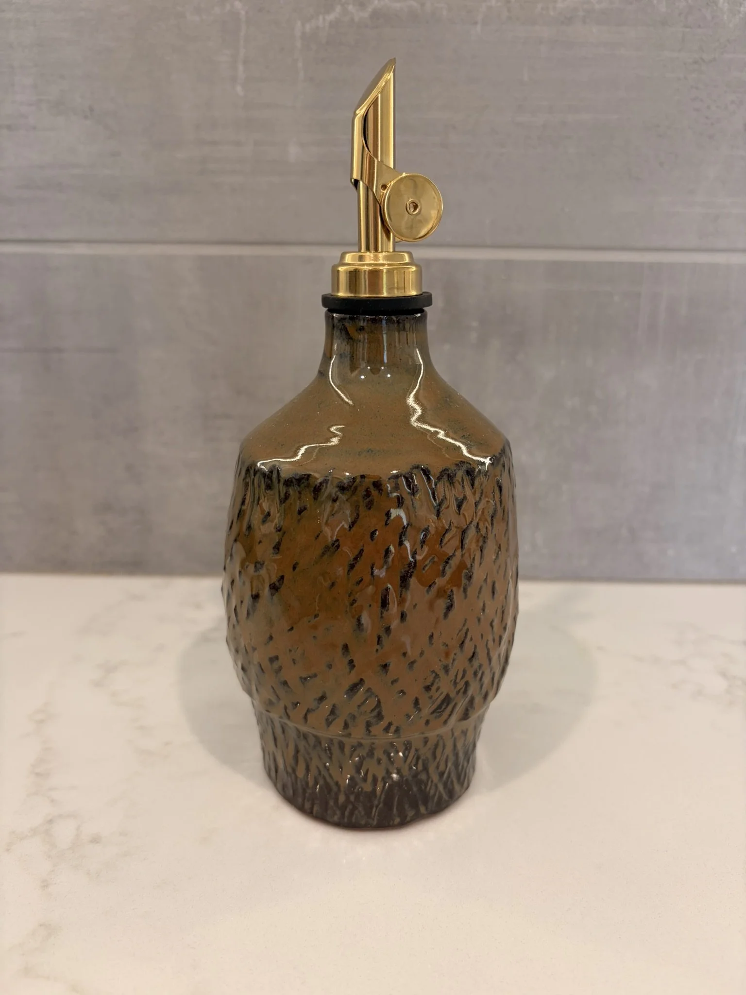 oil cruet 3.JPEG