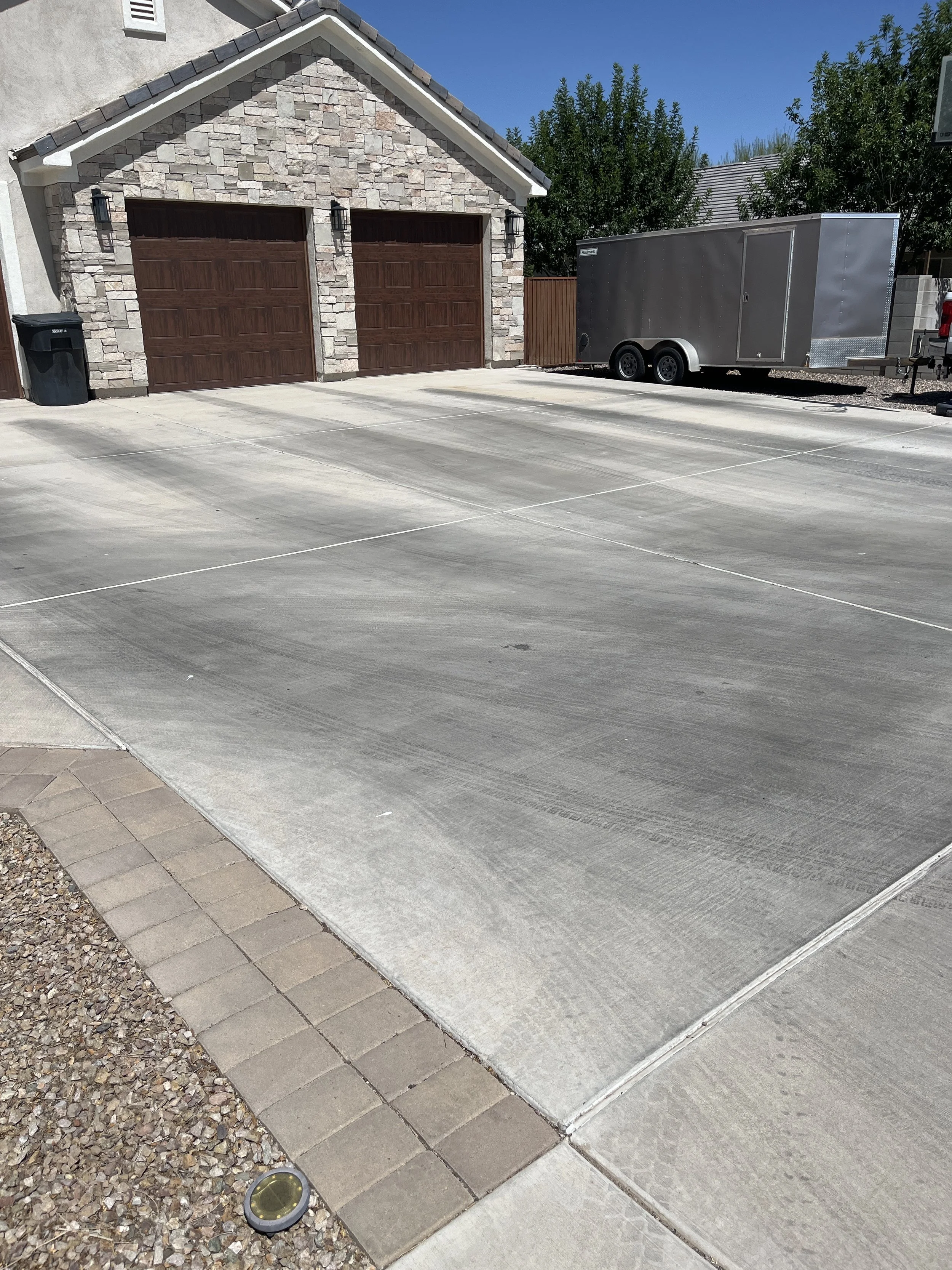 Driveway before pressure wash