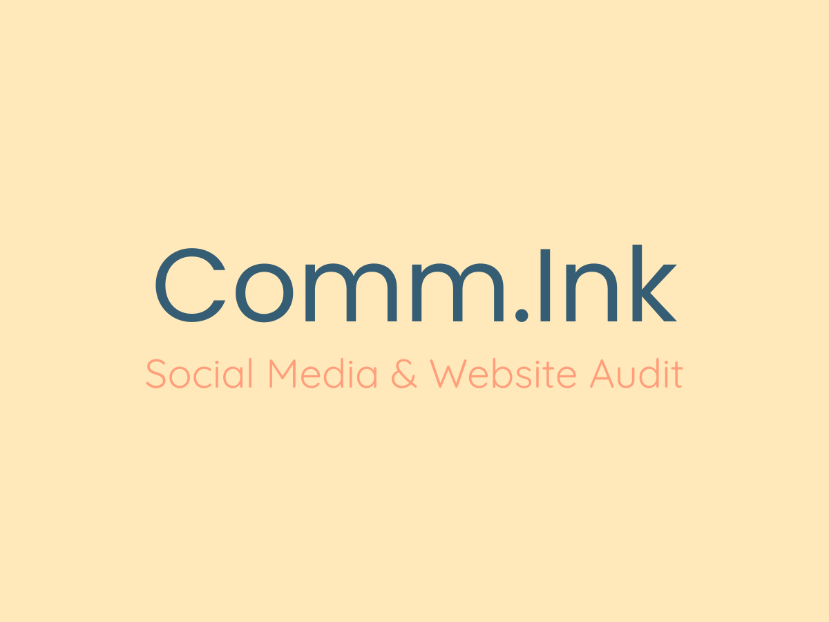 Slide with the text 'Comm.link' and subtitle 'Social Media & Website Audit' on a beige background.