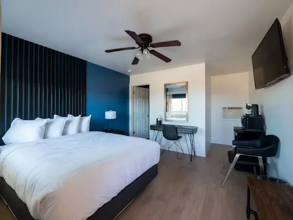 Balanced Rock Inn - king room2.jpg