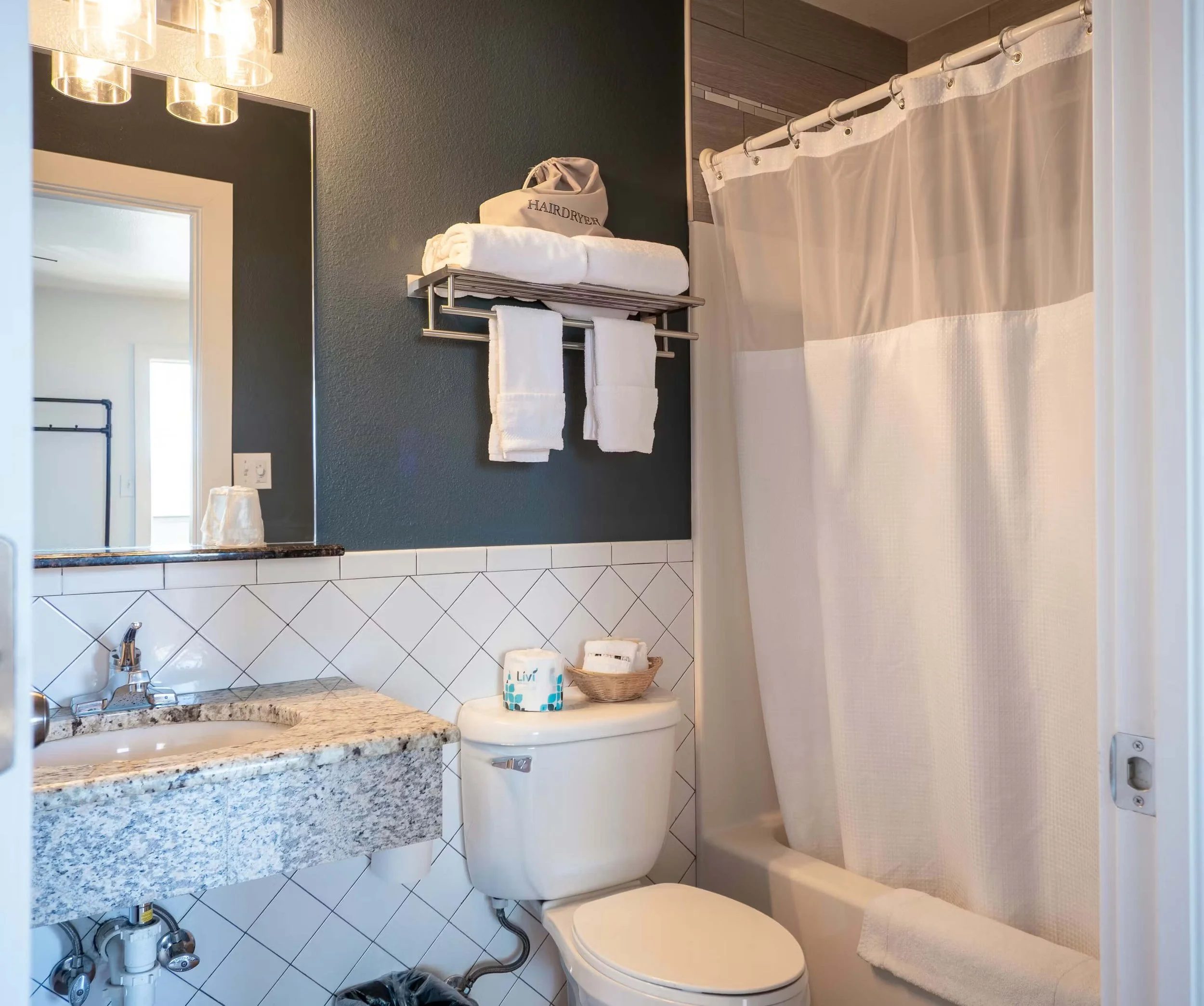 Balanced Rock Inn - single queen room5.jpg