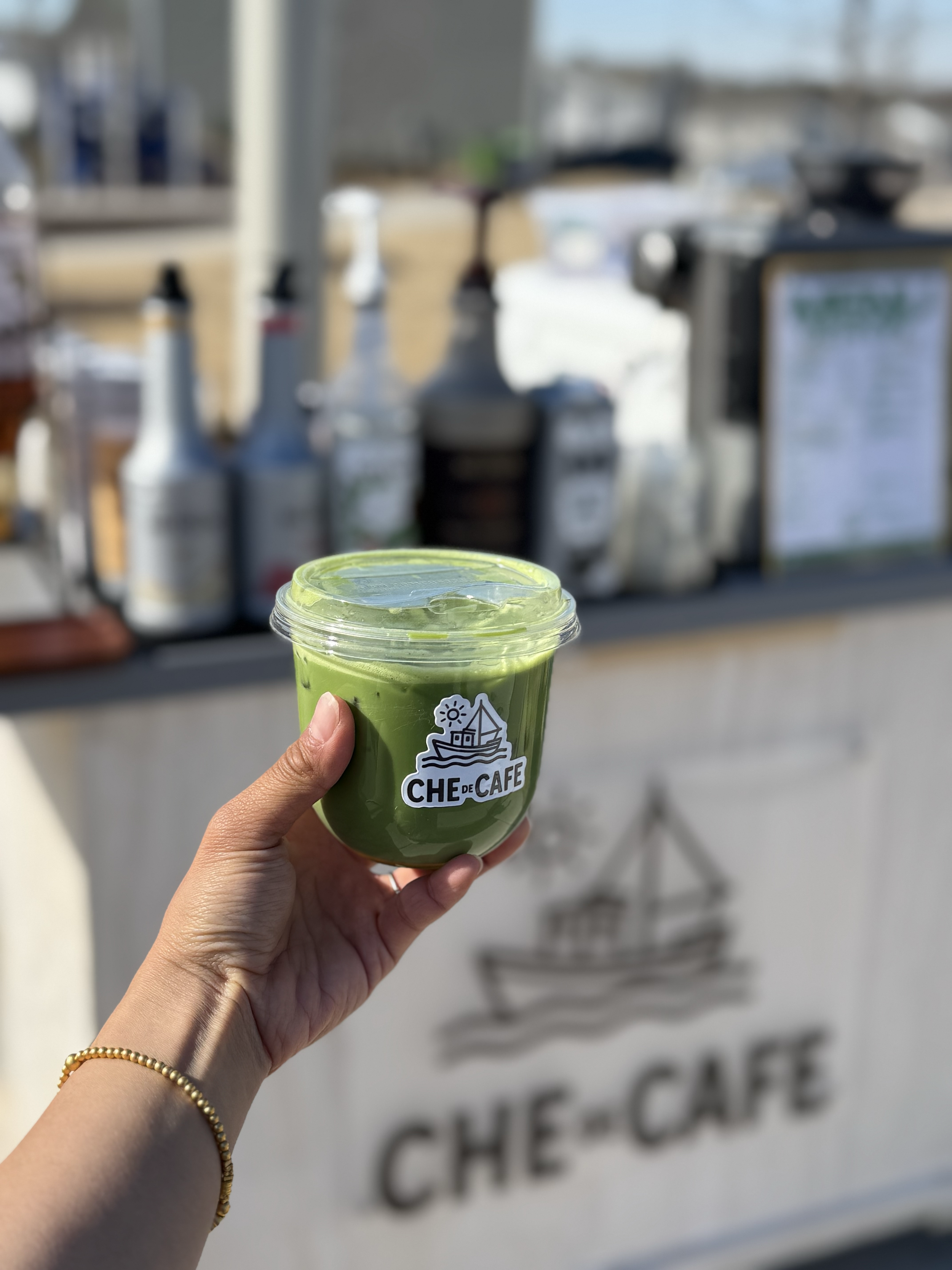 Classic iced matcha latte, used the high quality ceremonial matcha from Yame, Japan.