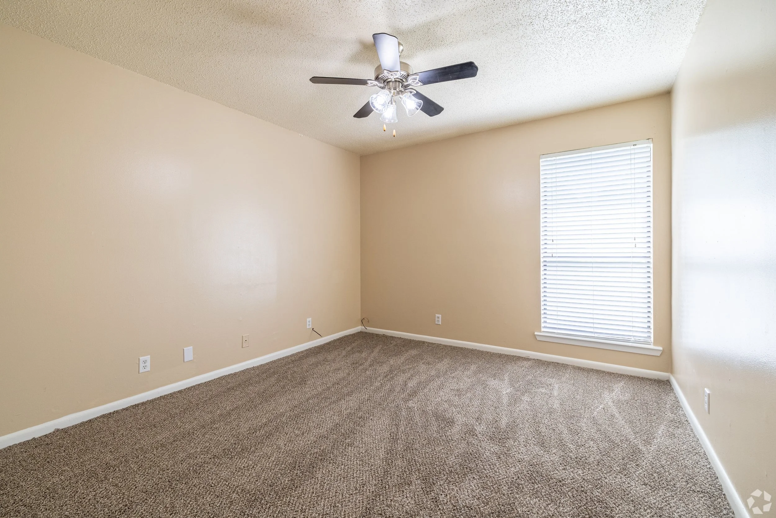 Beacon-Point-Apartments (30).jpg