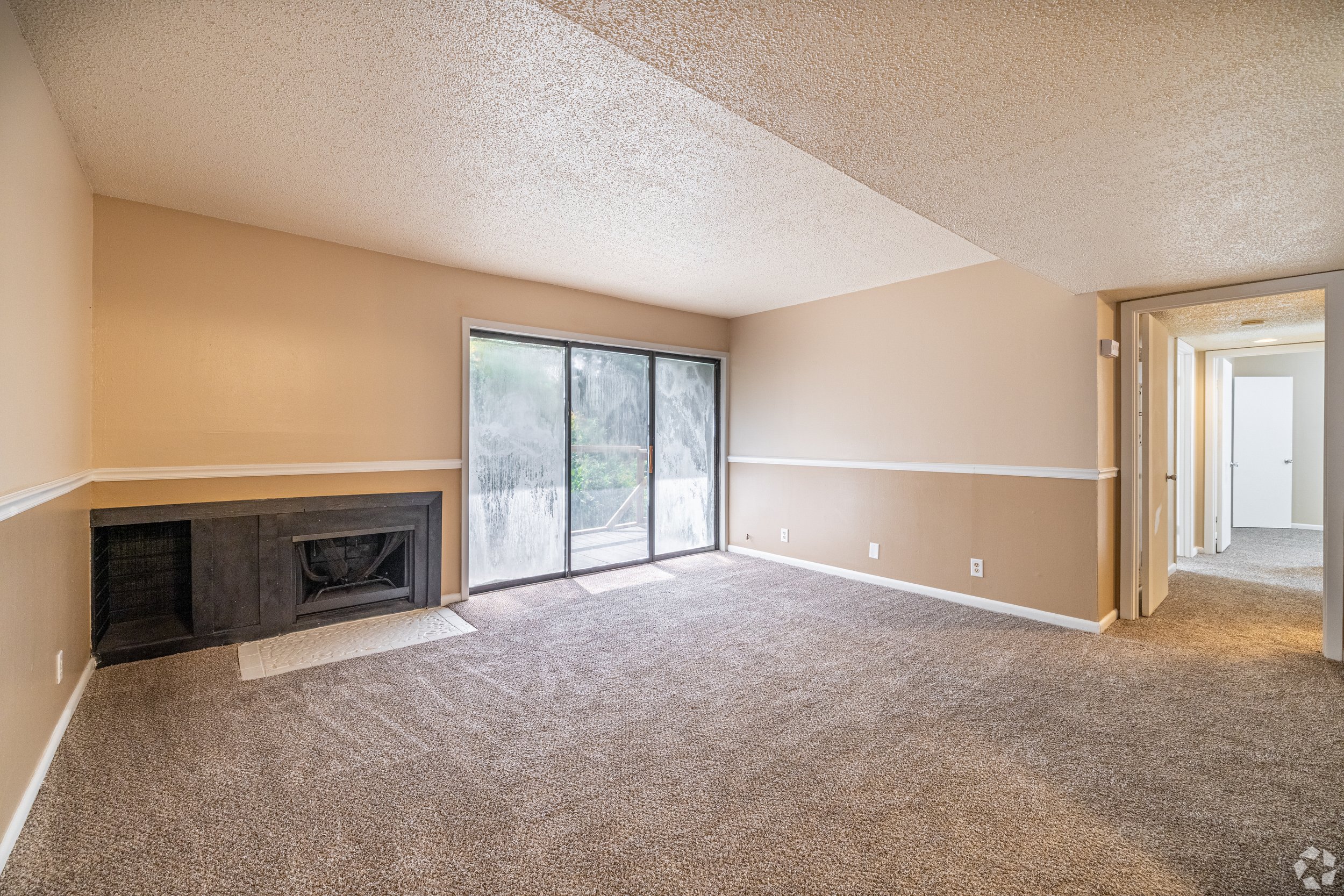 Beacon-Point-Apartments (25).jpg