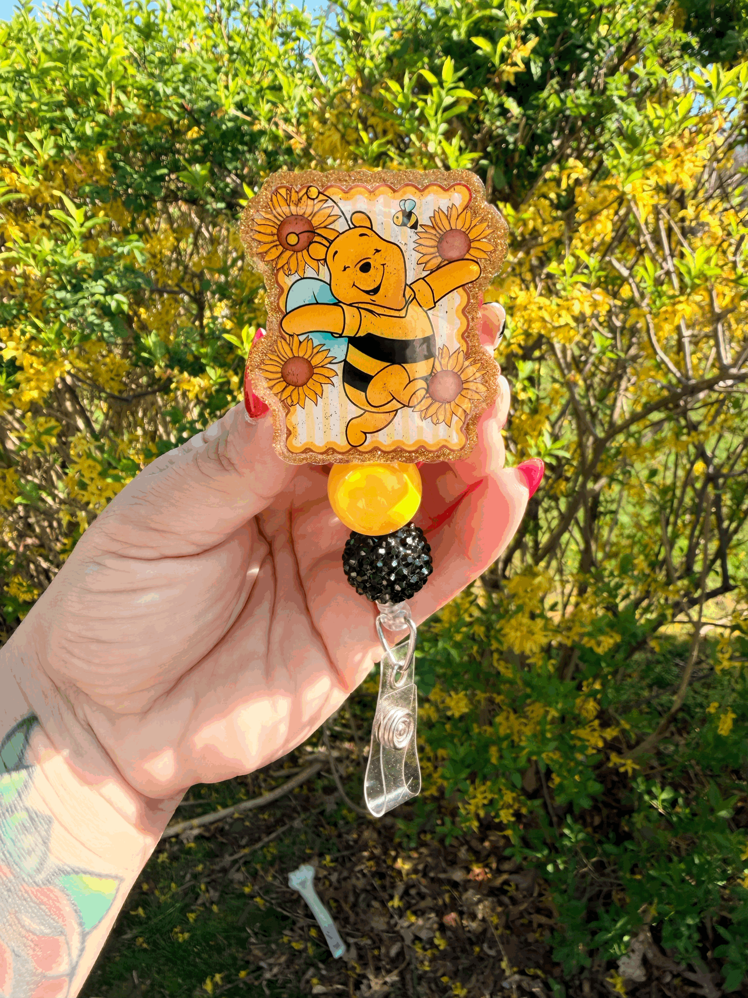Bear with Sunflowers Badge Reel