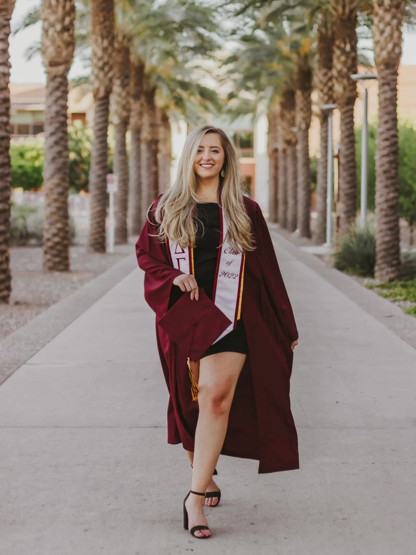 this is your sign to book your grad photos! 📸 🫶🏼

I&rsquo;ll guide you through everything, from posing to the little in-between moments, so it feels natural and fun! 

asu grads | tempe | phoenix 
DM me &ldquo;GRAD&rdquo; to book 💌 

asu graduati