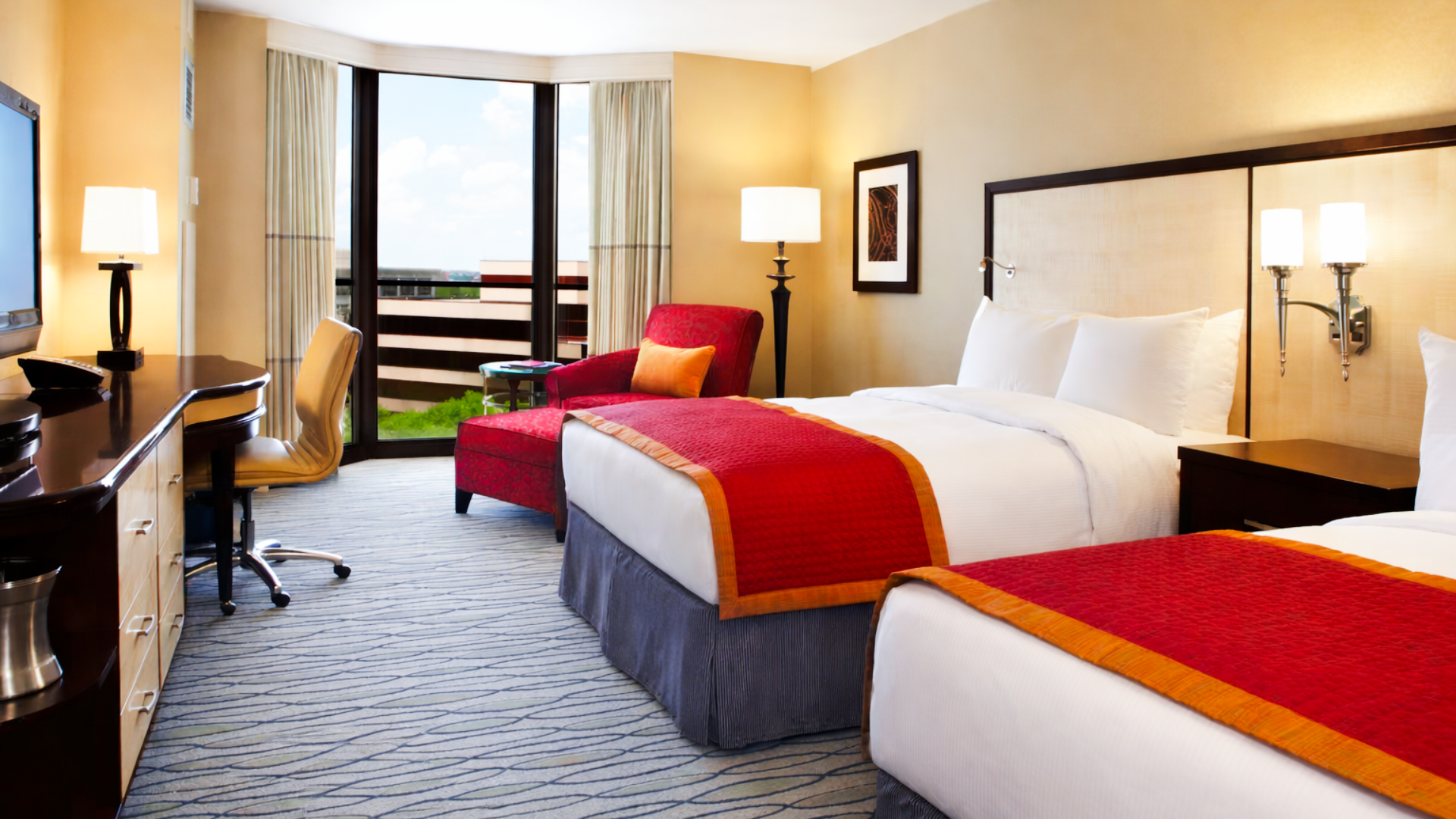2 Double Beds