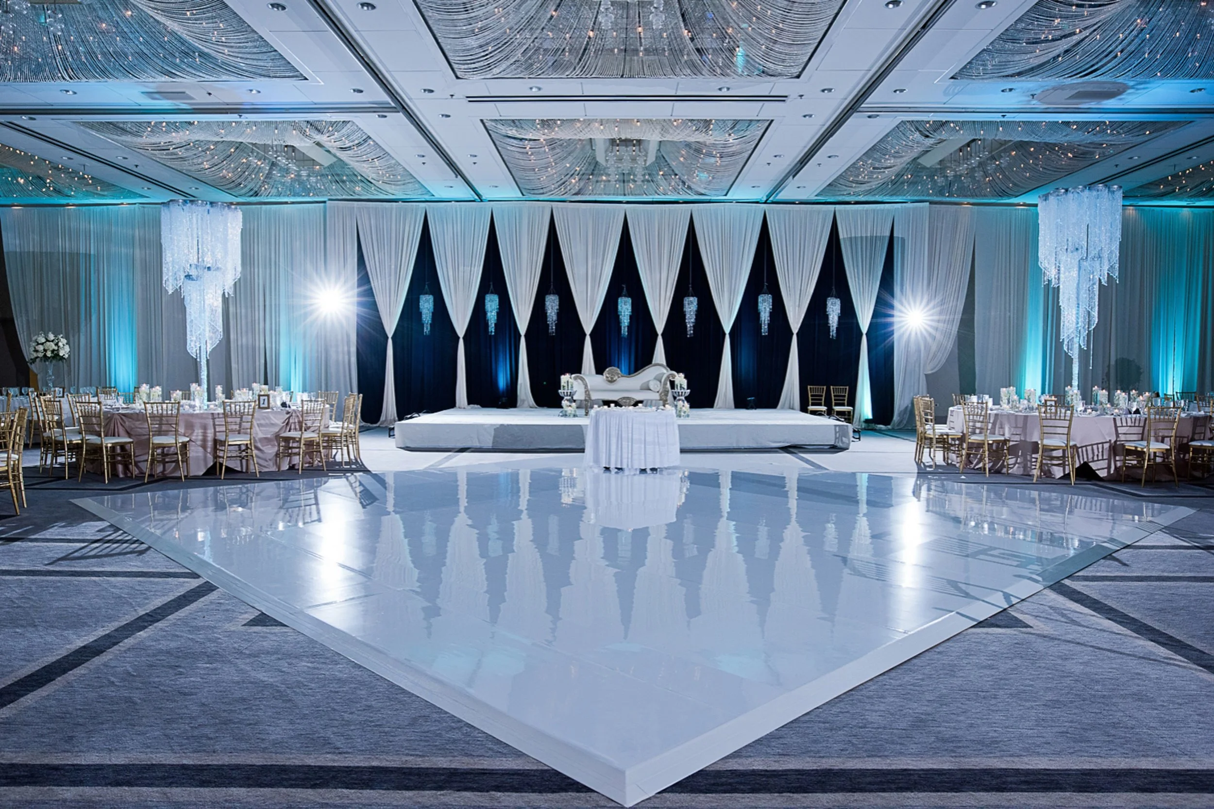 Ballroom (1).jpg