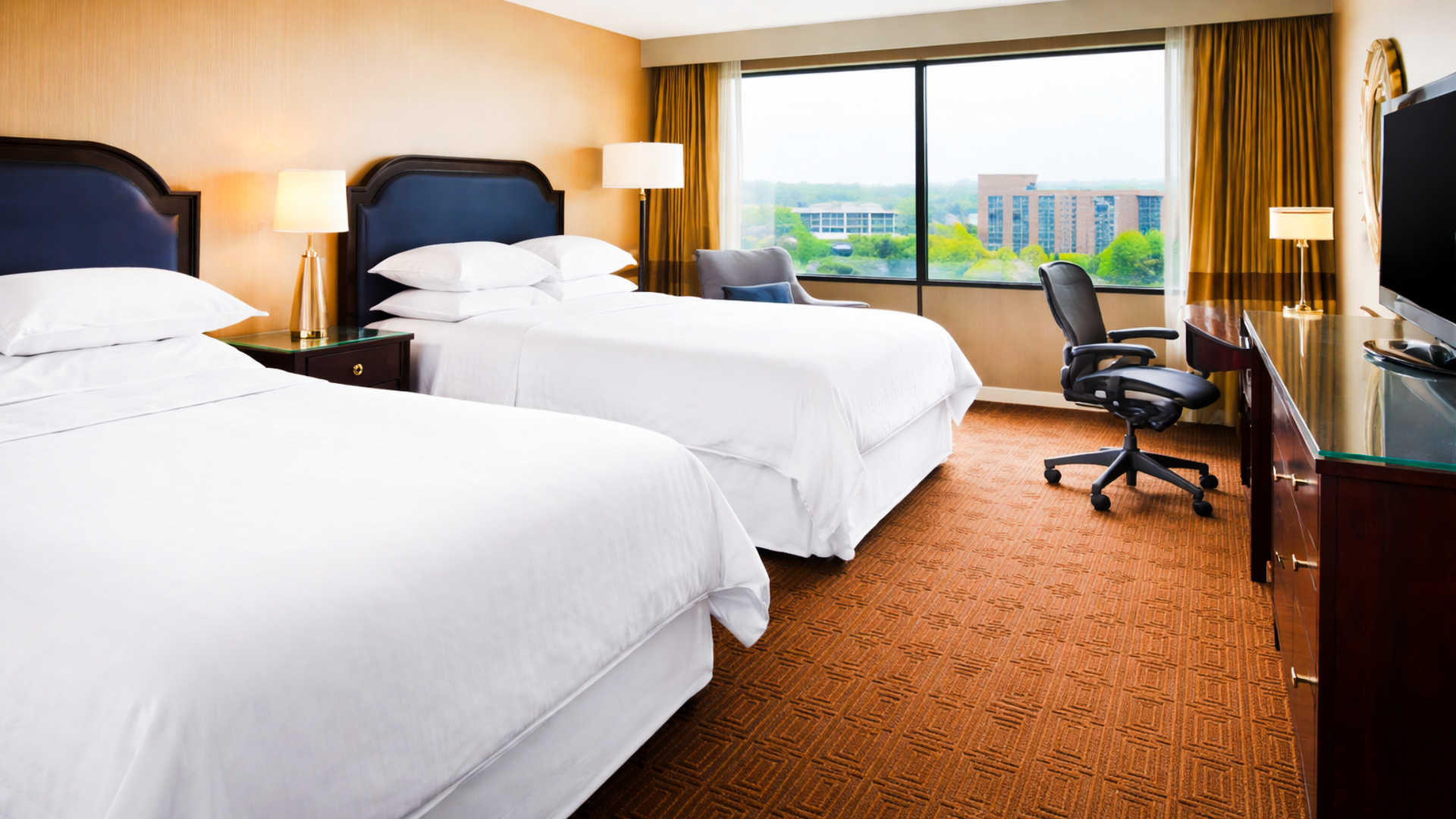Queen/Queen Guest Room
