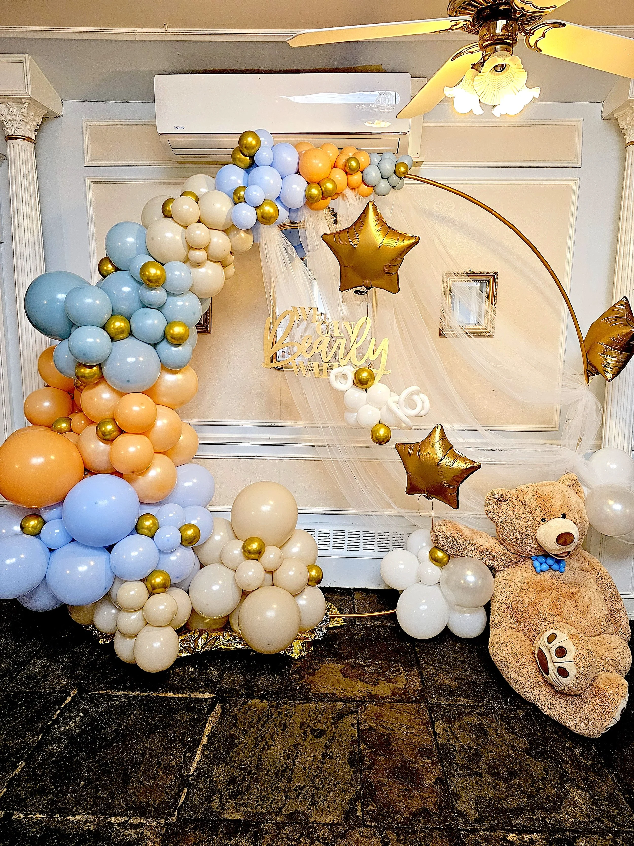 Sabina ExtraordinAIR  Baby Teddy Arch.jpg