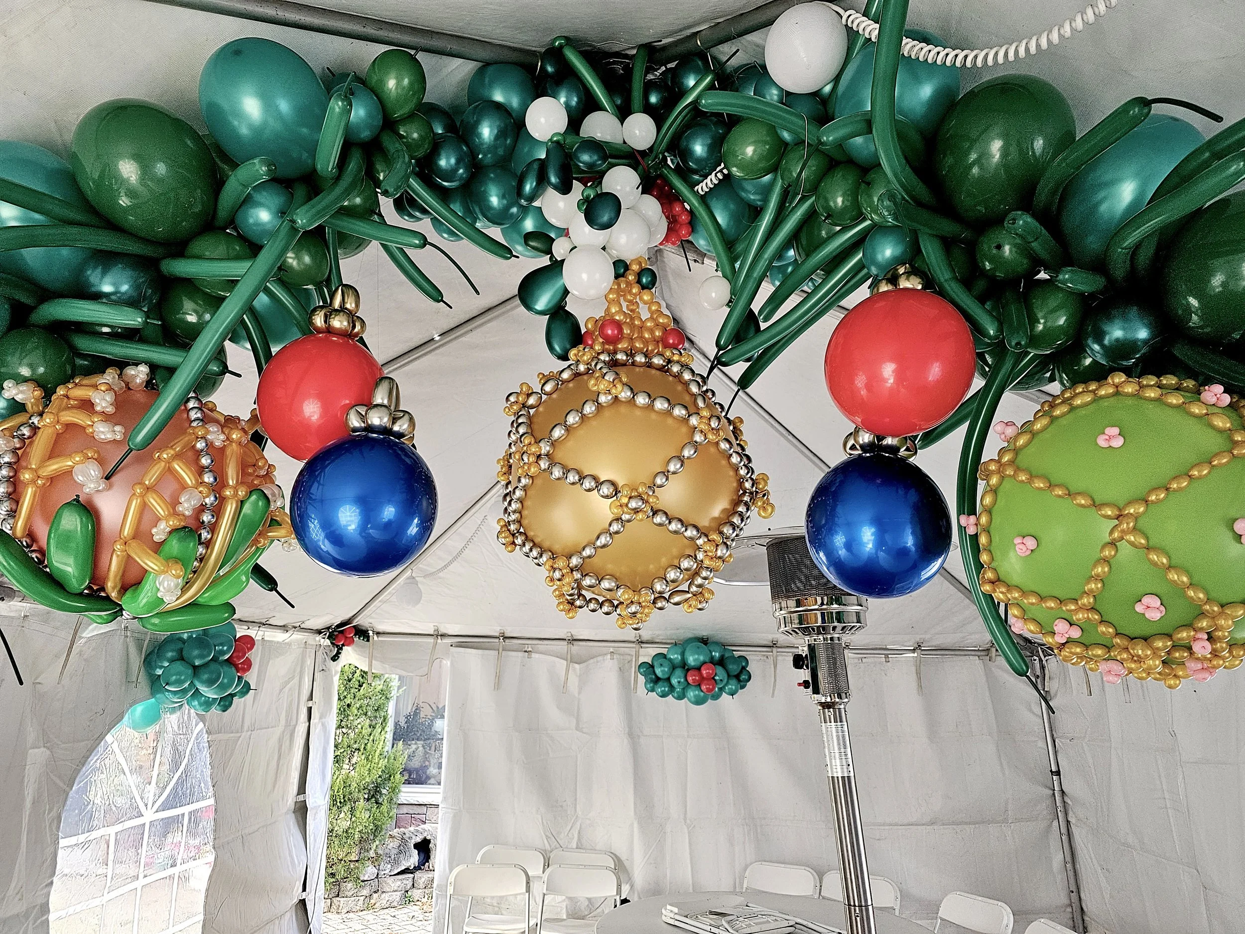 Sabina Extraordinair Feberge Arch.jpg