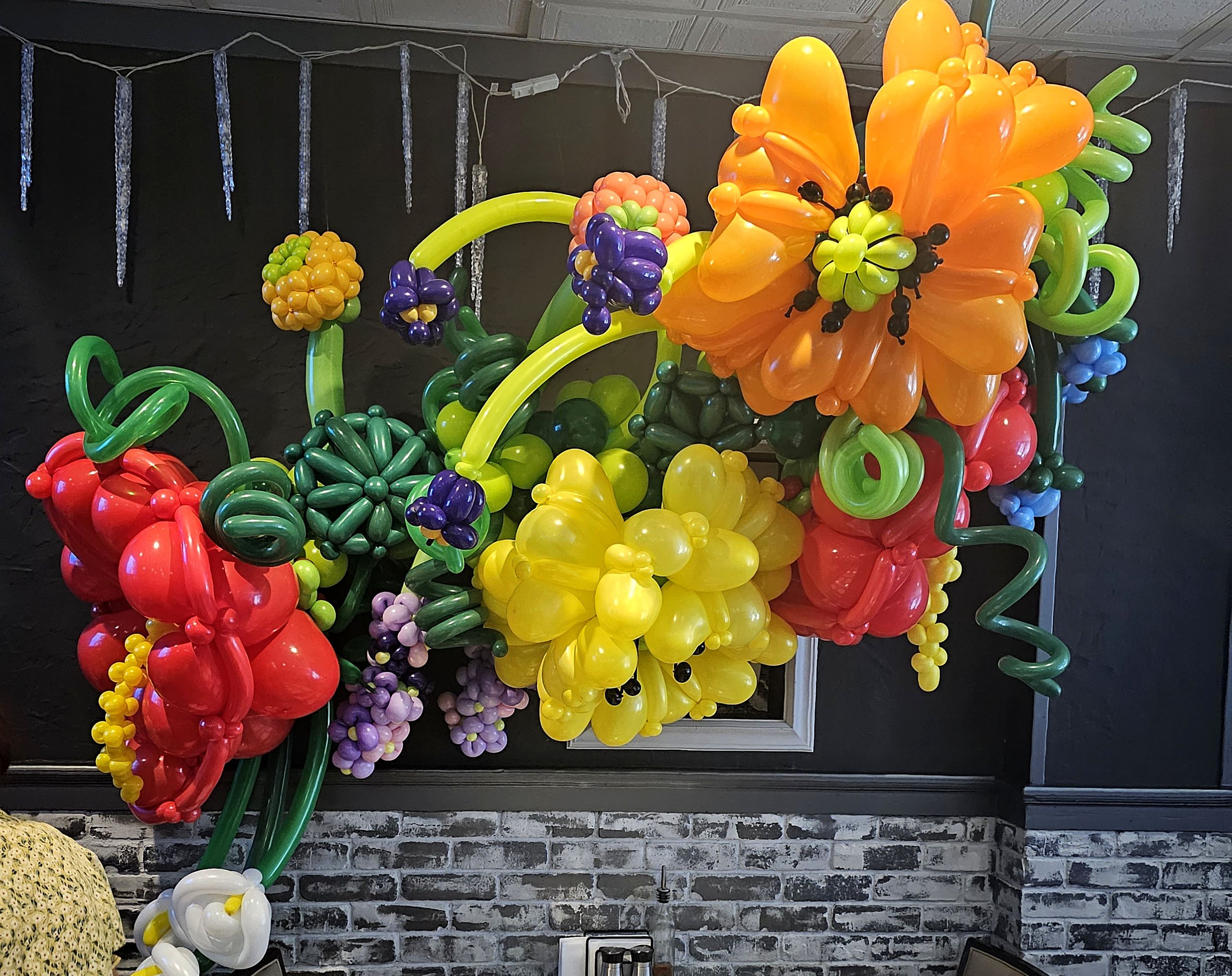 Sabina Extraordinair poppy garden 1.jpg