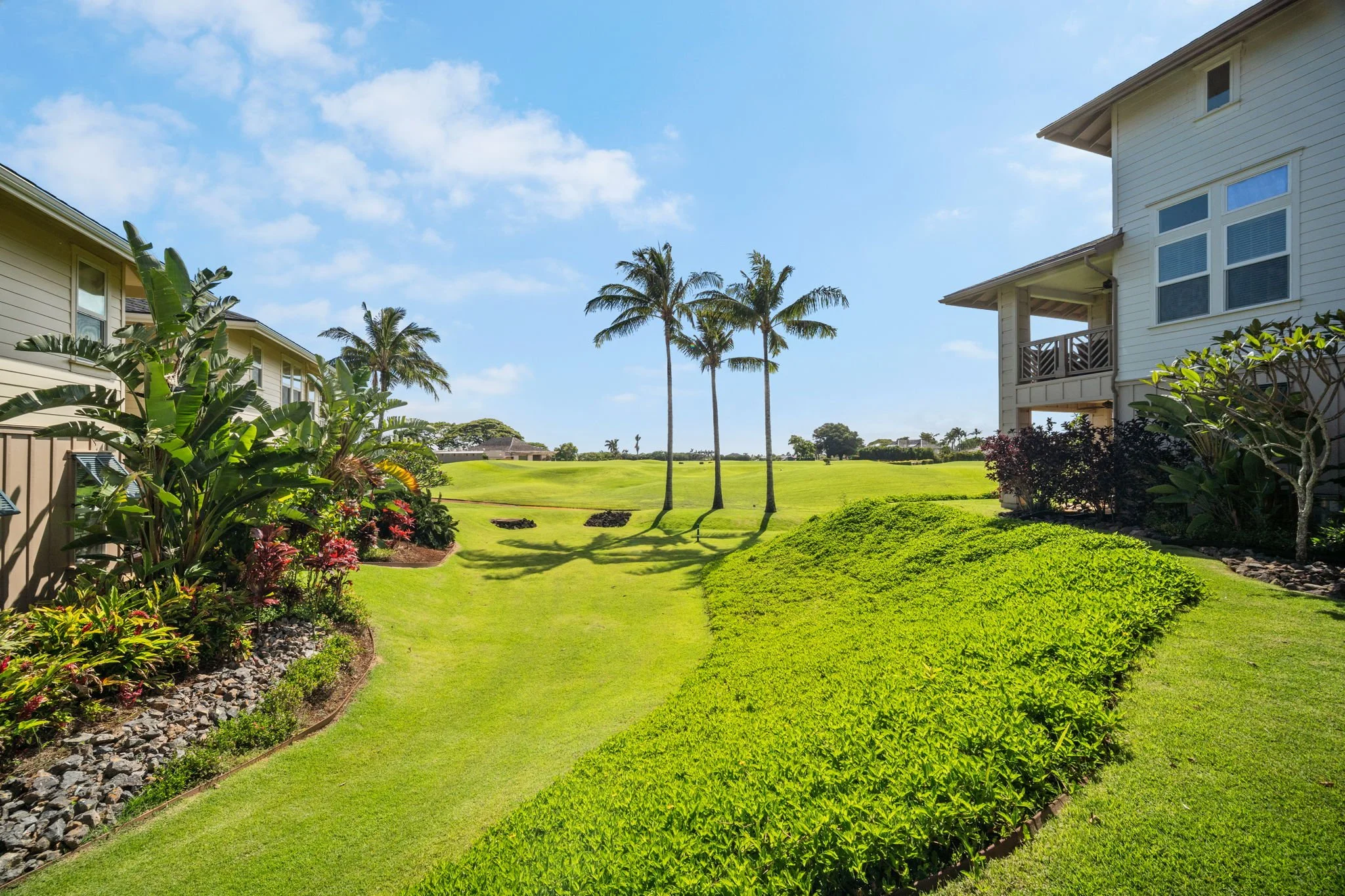 Lanai view of the 9th hole green of Kiahuna Golf Course