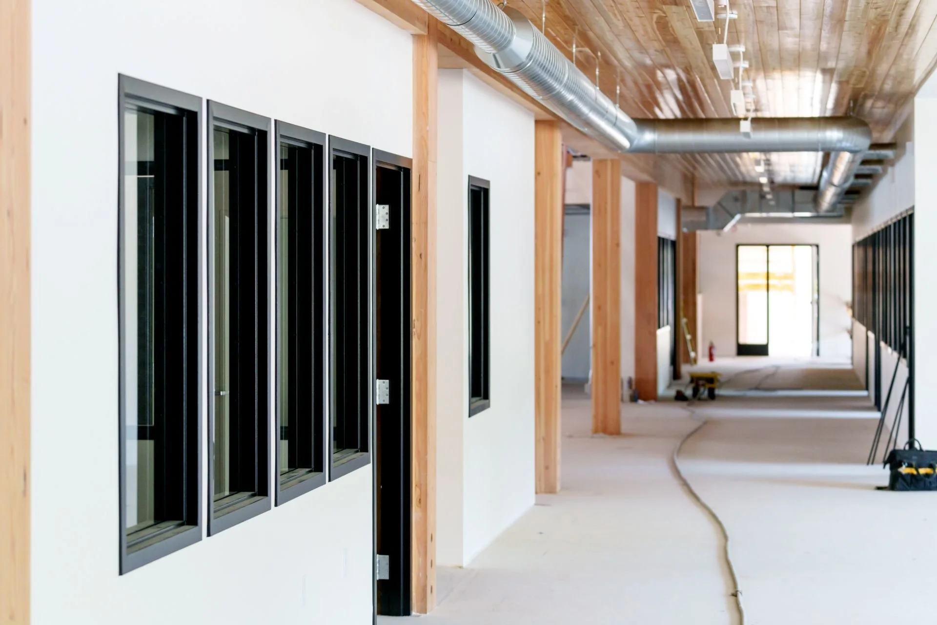 Accretech_Interior_Corridor_Broken-Banjo.jpg