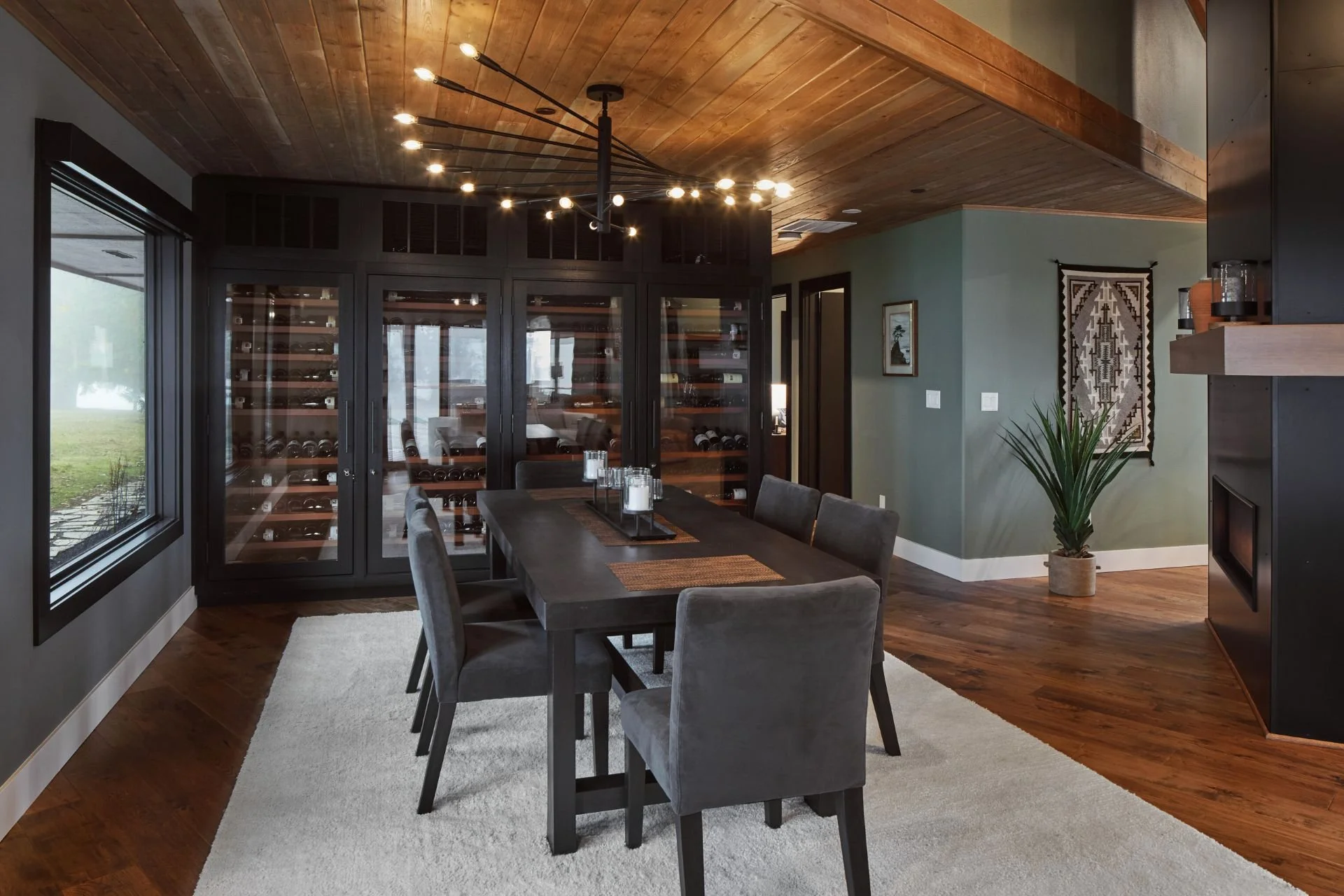 Dayton-Residence_dining.jpg