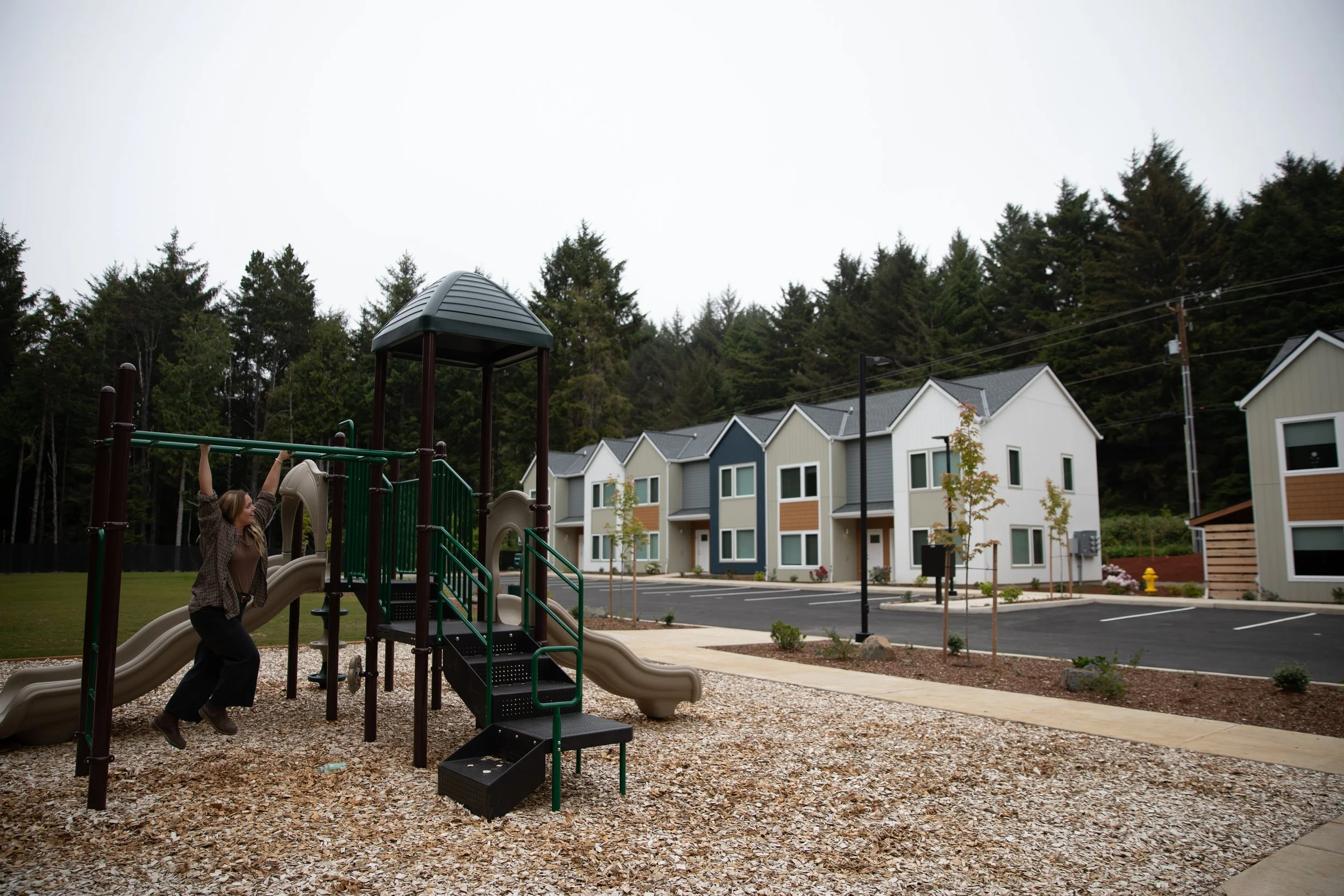 Depoe Bay Townhomes_7Q0A8067 - Playground 1.jpg