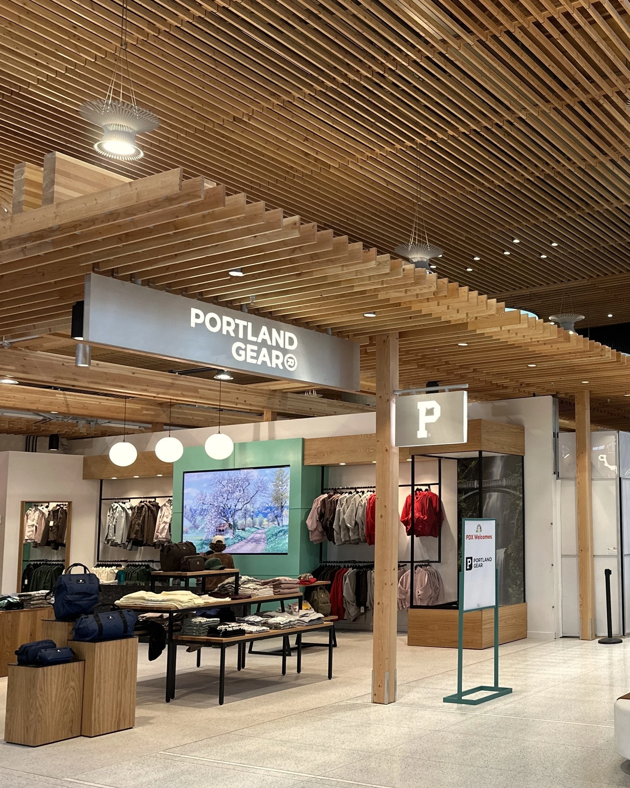 Portland Gear PDX Exterior with Terminal_01.jpg