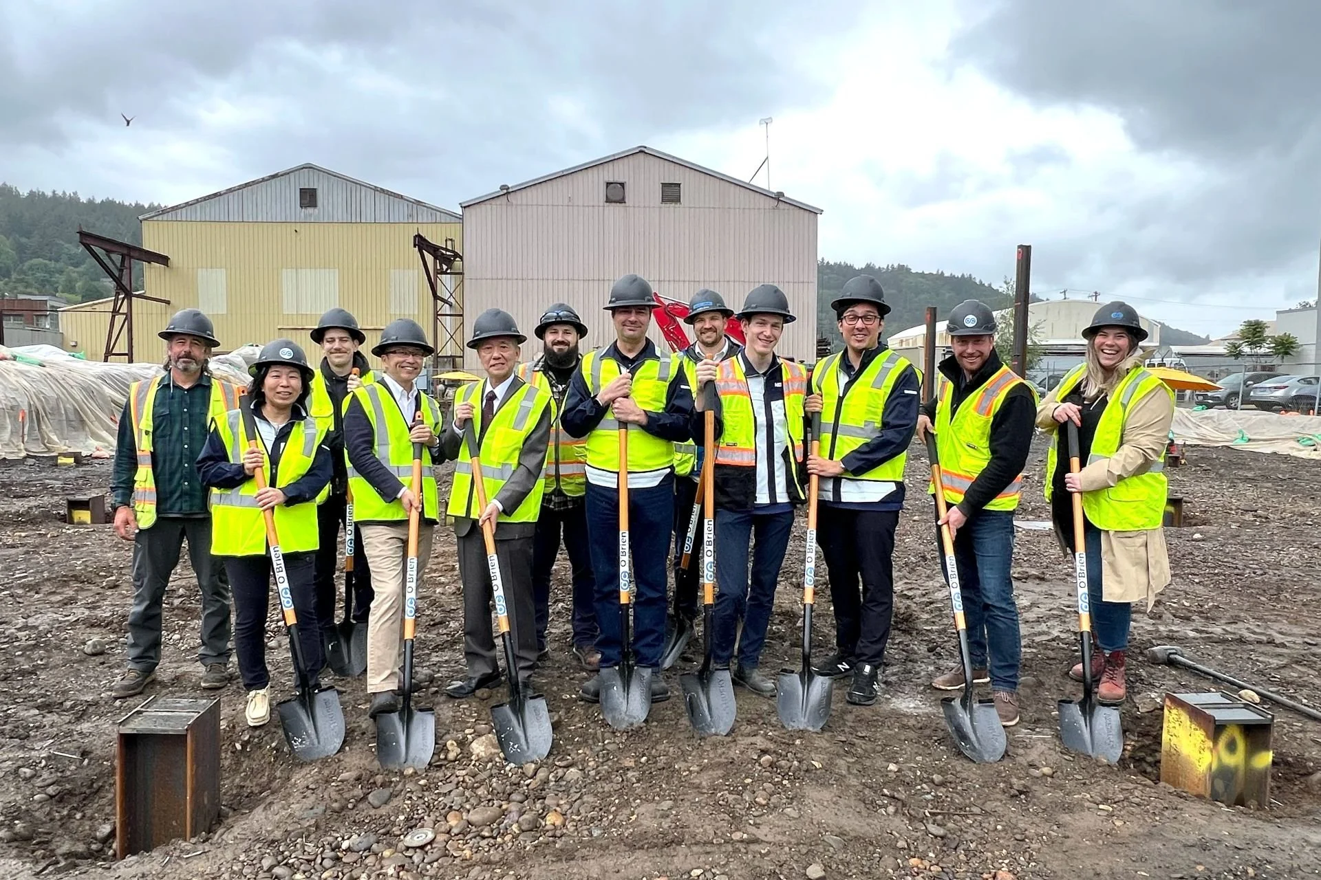 The Accretech, O'Brien, and OCA Teams gather for a groundbreaking ceremony.