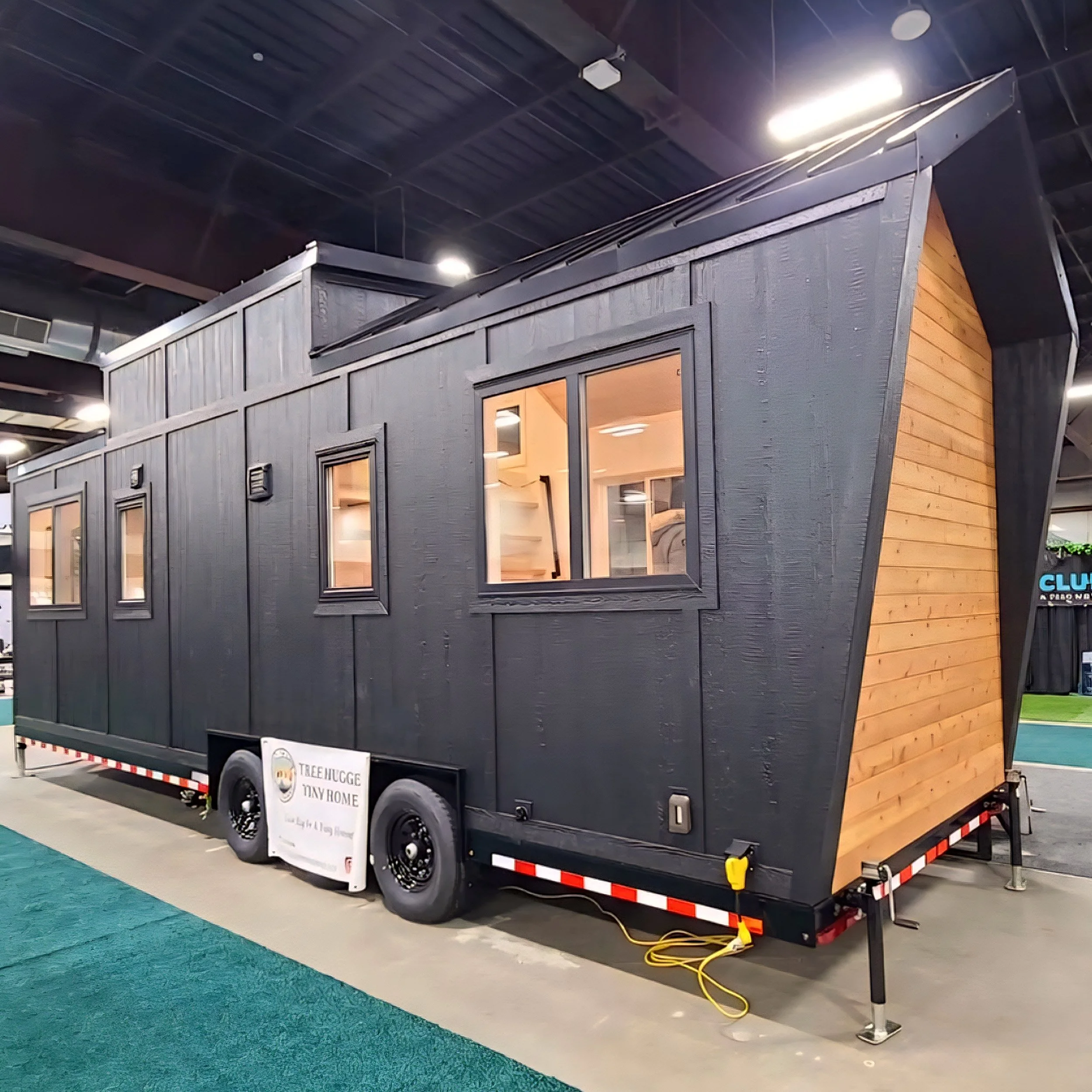 the-cascade-tiny-home-treehugger-tinyhomes-exterior-finished-reddeer-alberta.jpg