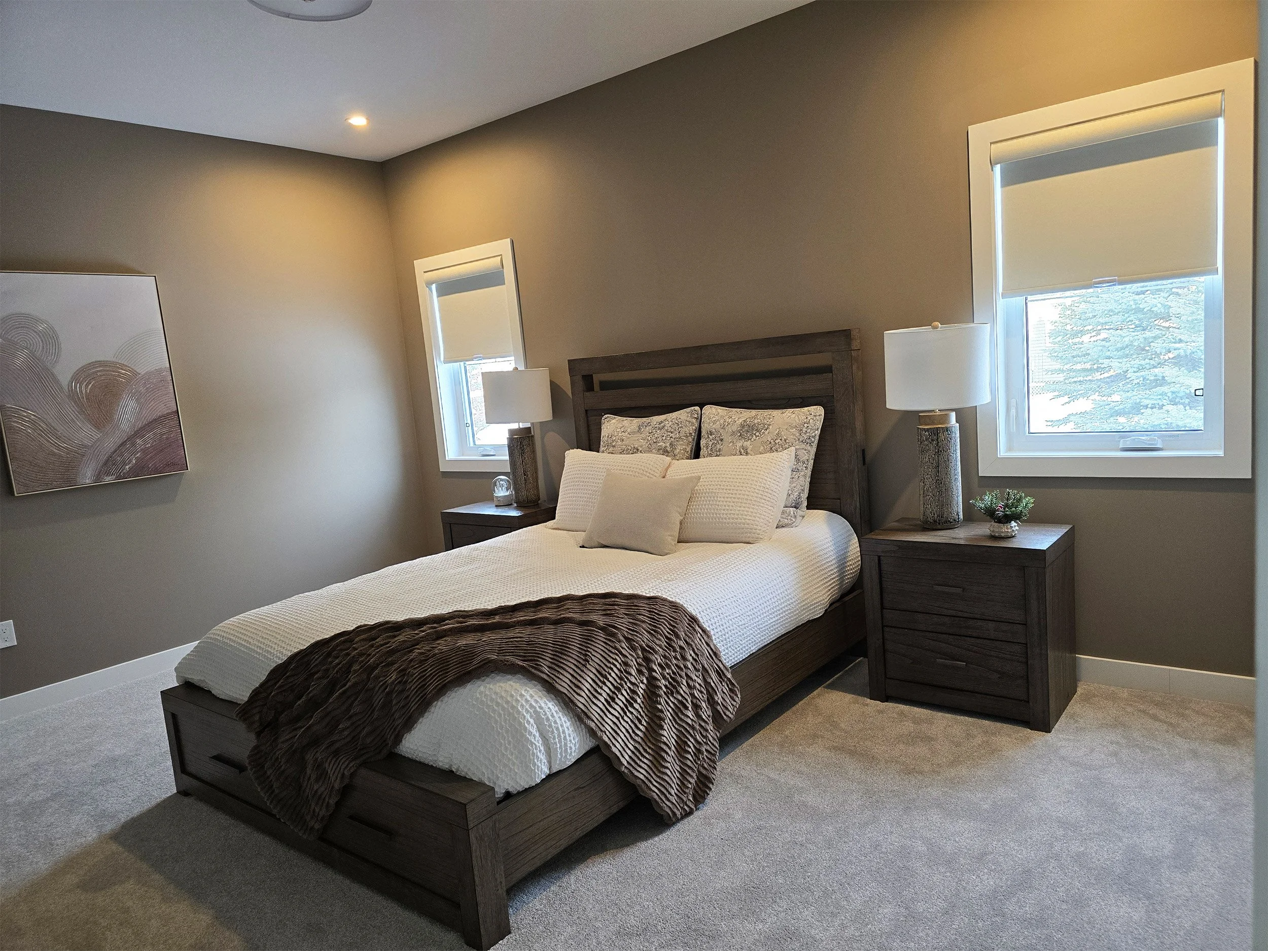 ridege-stone-homes-4930-4932-beardsley-lacombe-alberta-duplex-bedroom.jpg