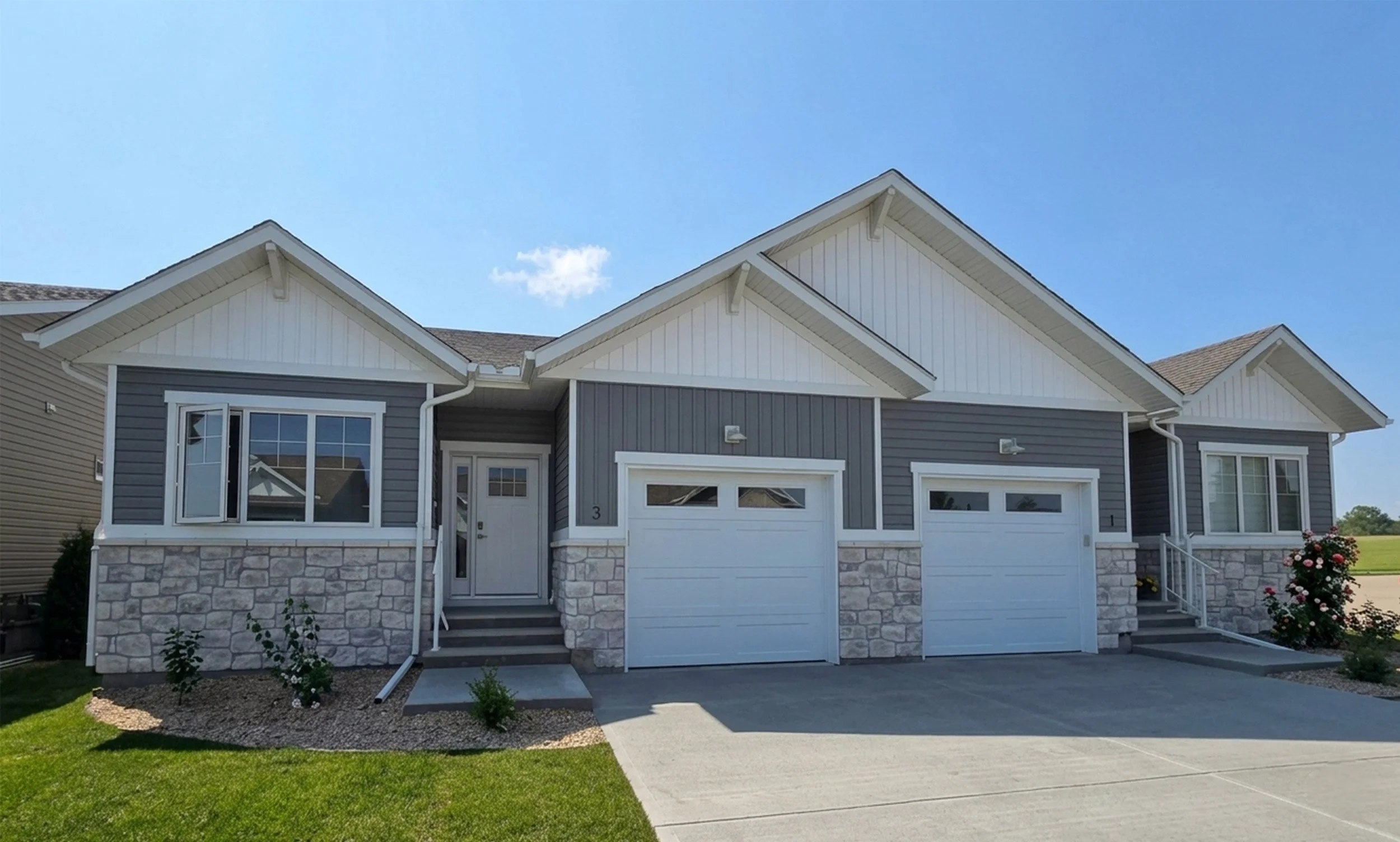 douplex-3-beardsley-cres-lacombe-exterior.jpg
